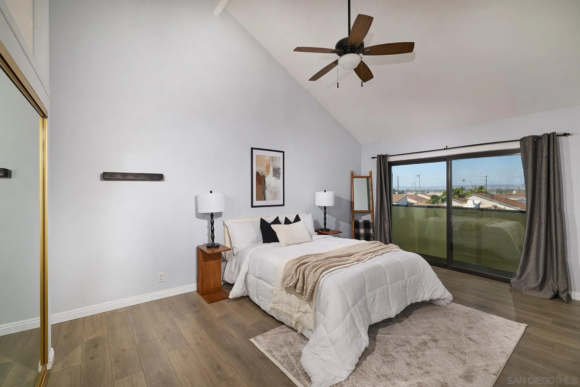 https://cdn.realtyfeed.com/cdn/127/260017381/1e82fb1b128f944af8162ebd7f84d047.webp