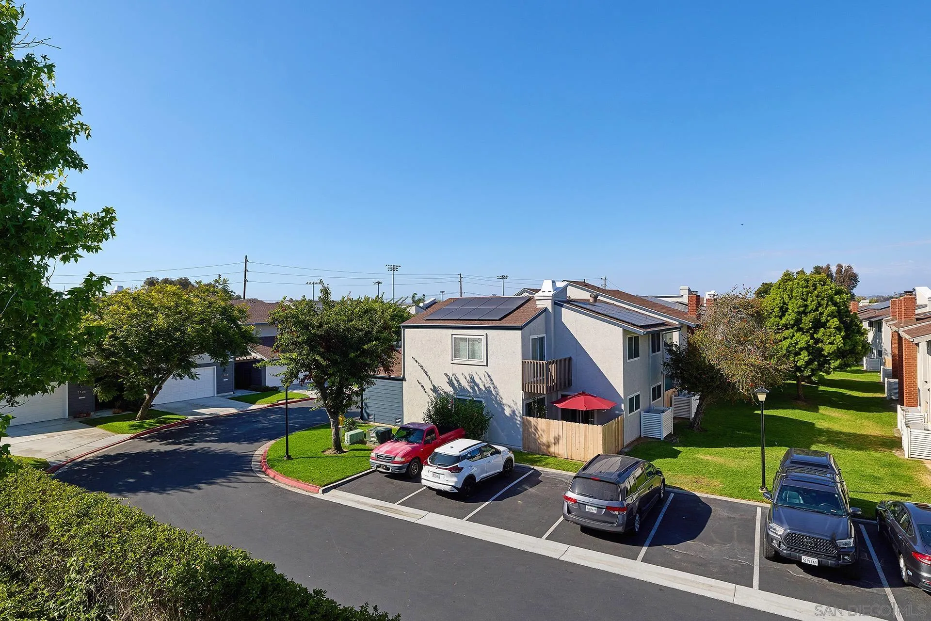 https://cdn.realtyfeed.com/cdn/127/260017381/f258cdc0f0af00483156b0ee6be908b1.webp