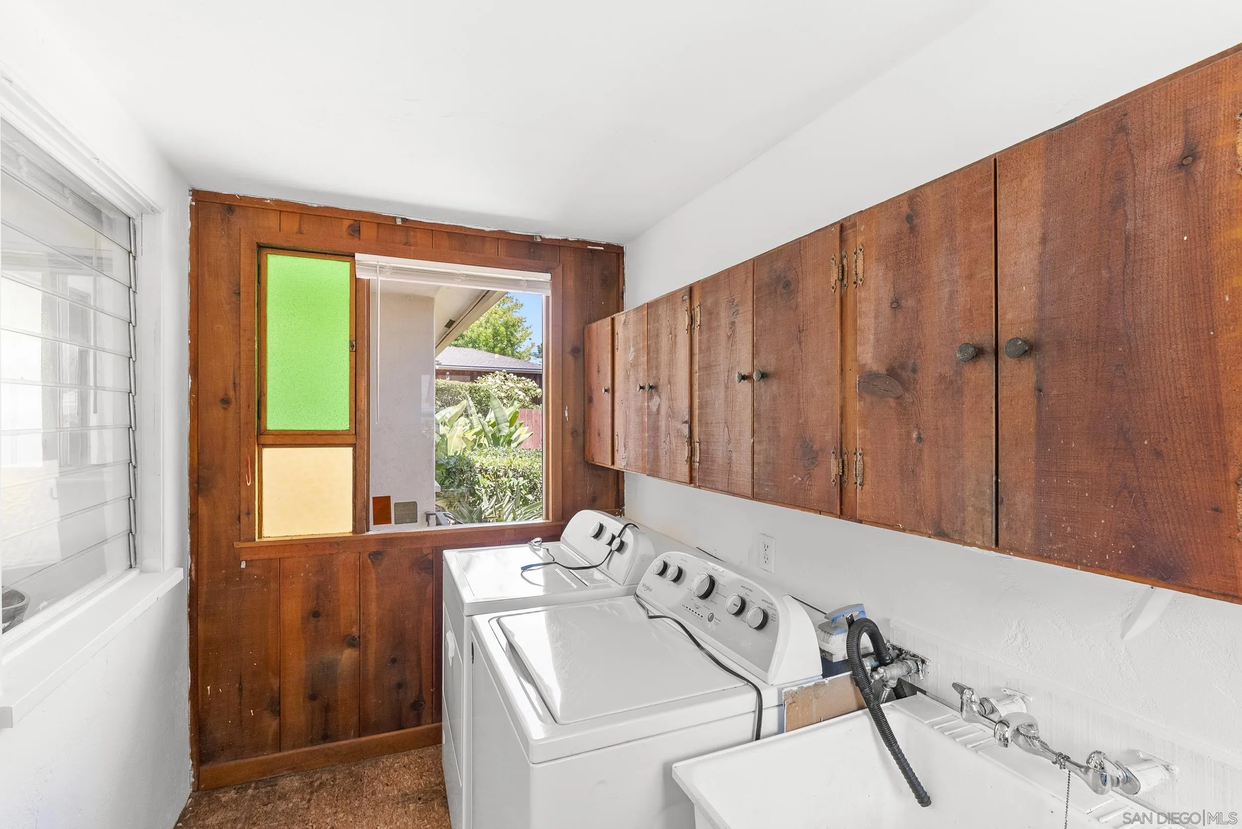 https://cdn.realtyfeed.com/cdn/127/260017382/065a33b0a270584803bc70f4026a5637.webp