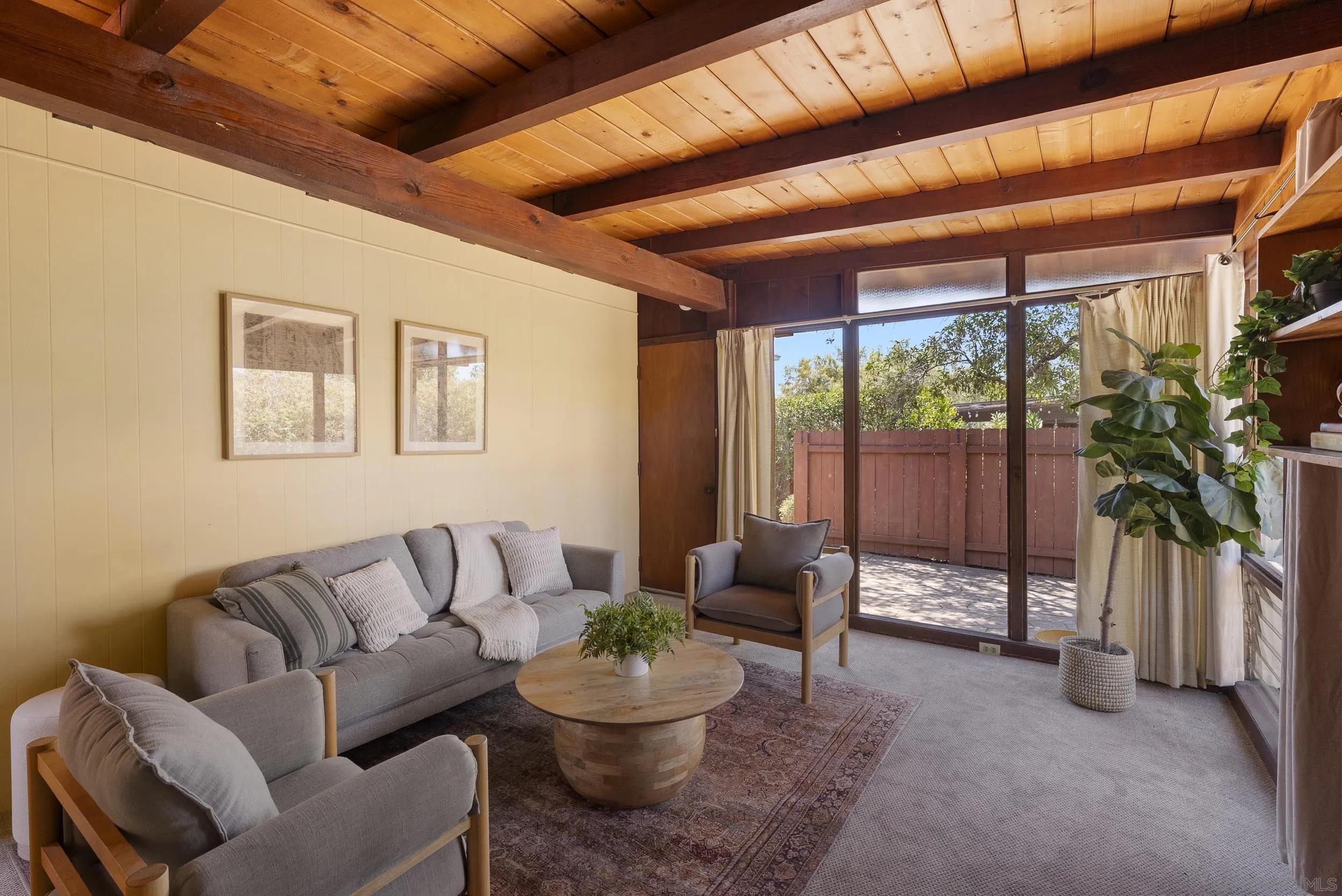 https://cdn.realtyfeed.com/cdn/127/260017382/2eab48e22dc11d290b3f18cde90eb875.webp