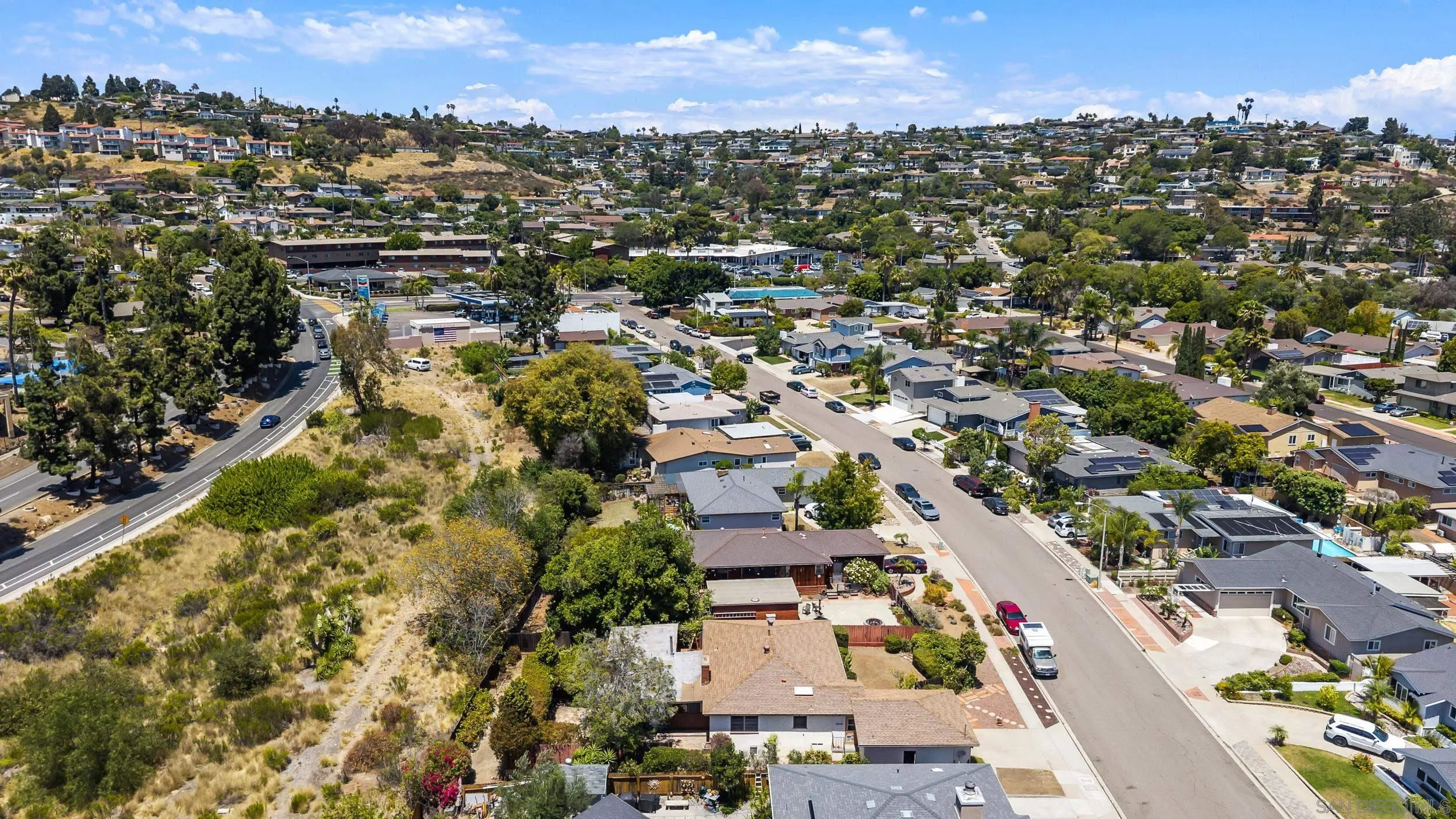 https://cdn.realtyfeed.com/cdn/127/260017382/44819467a0ad67a3193d2a471247abed.webp