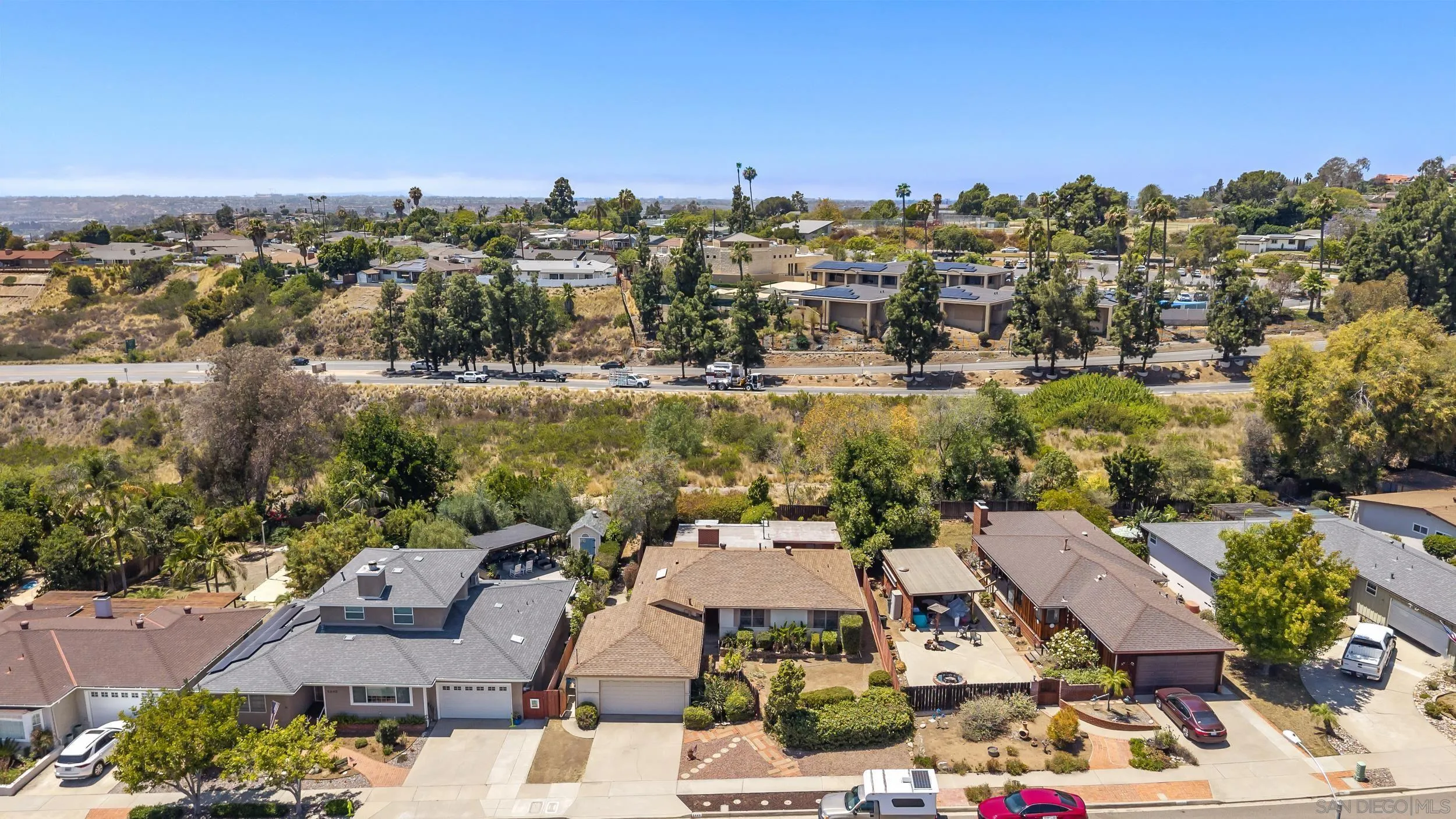 https://cdn.realtyfeed.com/cdn/127/260017382/4ce1680a26582bbf93b7c5dd2da4d69f.webp