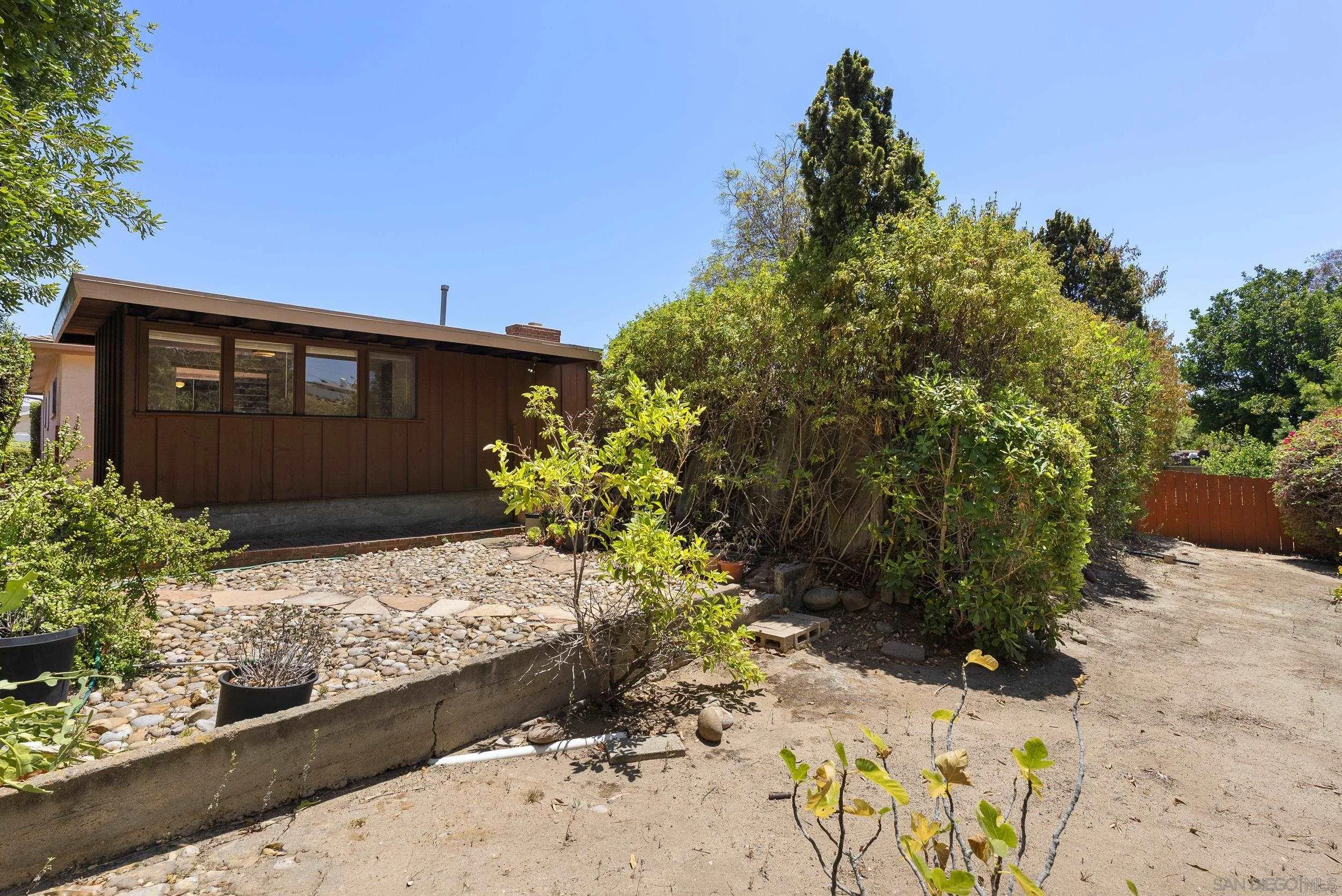 https://cdn.realtyfeed.com/cdn/127/260017382/56ca2c706dc392c9d4f7b24fcca0af1b.webp