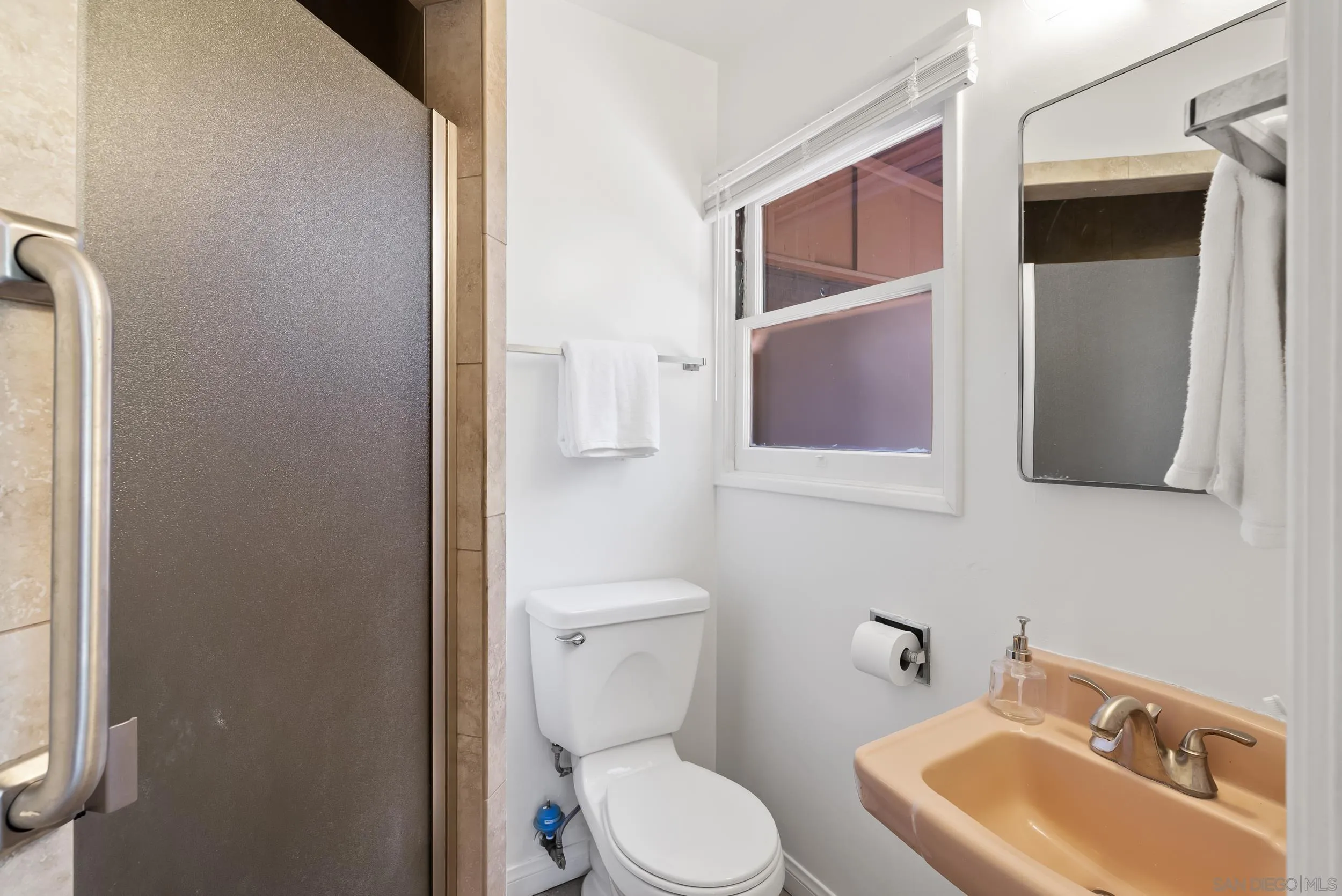 https://cdn.realtyfeed.com/cdn/127/260017382/9ca3565c1fe9f8ed585a57396128bcac.webp