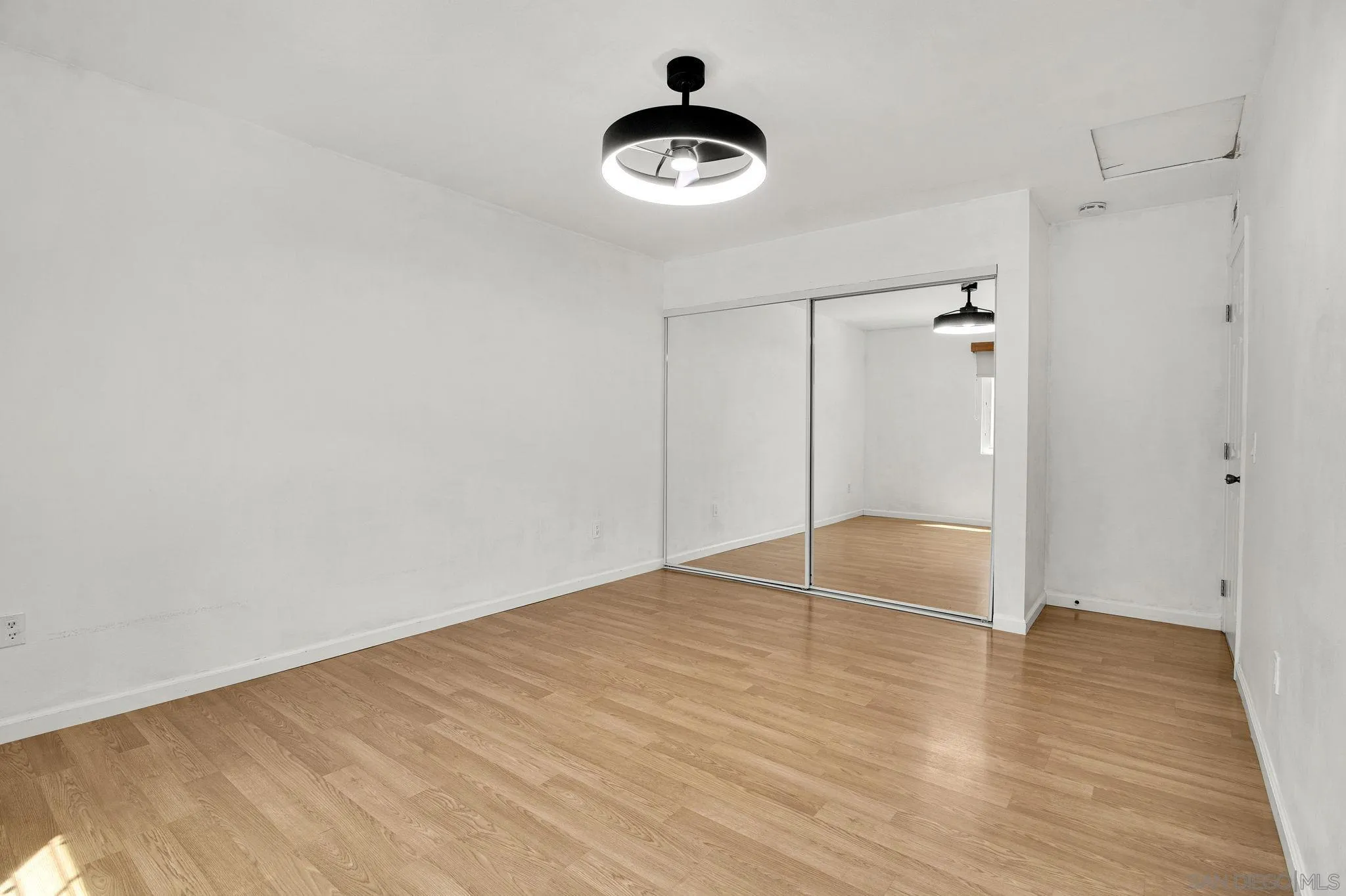 Photo #32: 260017387 Listing: Photo #32