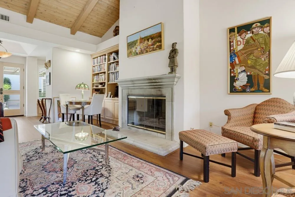https://cdn.realtyfeed.com/cdn/127/260017392/6c182083f286af32ebe2211f03a5f3b2.webp