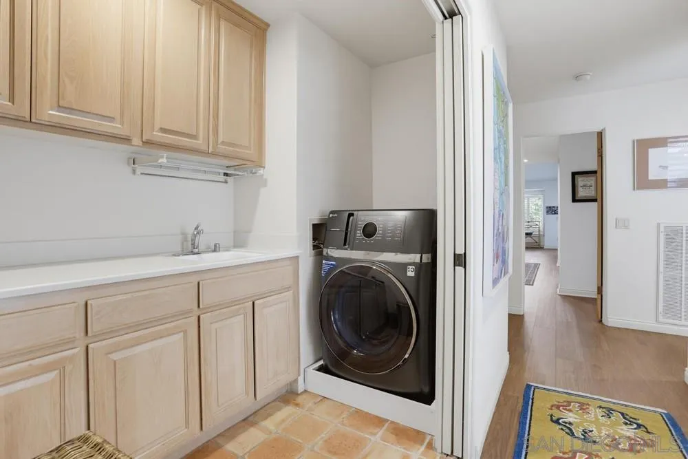 https://cdn.realtyfeed.com/cdn/127/260017392/d02c9a0d3f7e9d213f8e17b1453df63b.webp