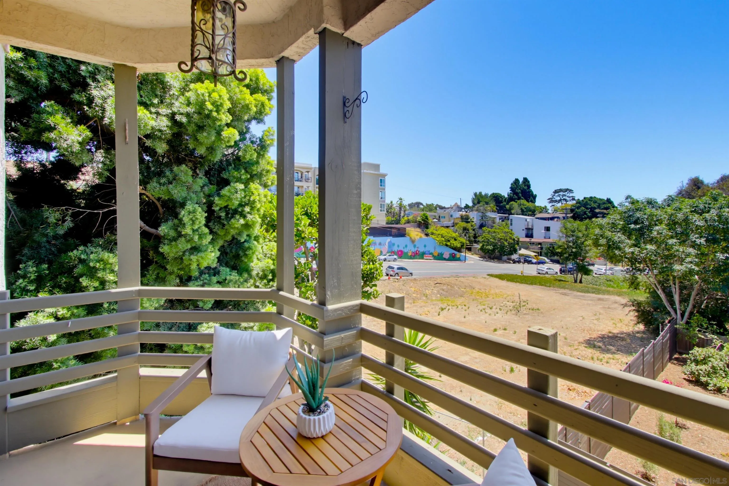https://cdn.realtyfeed.com/cdn/127/260017394/61d0d75860f80d5197f447cd470fdd46.webp