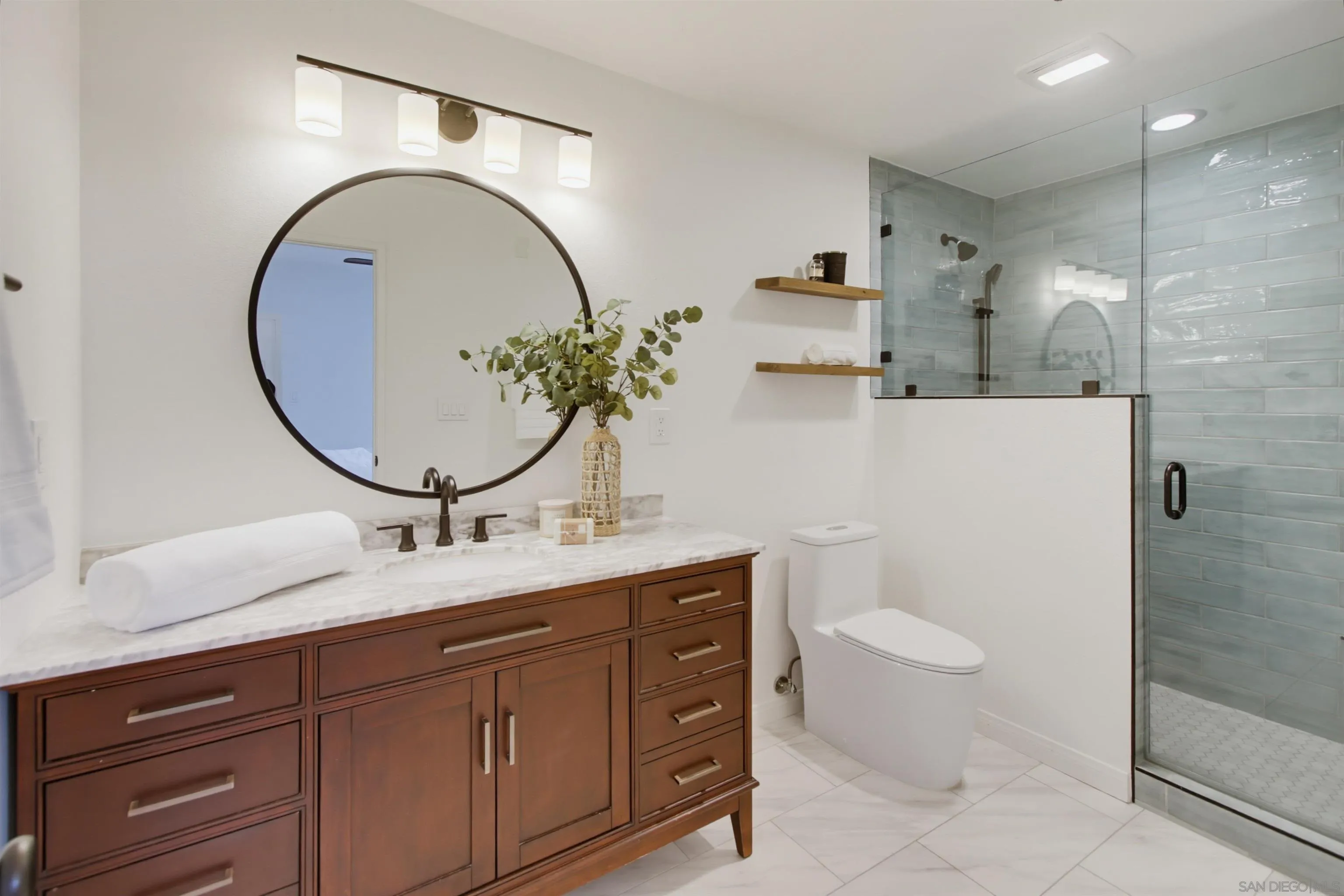https://cdn.realtyfeed.com/cdn/127/260017394/7410bfcdb588ad5de6fc22b8ee529078.webp