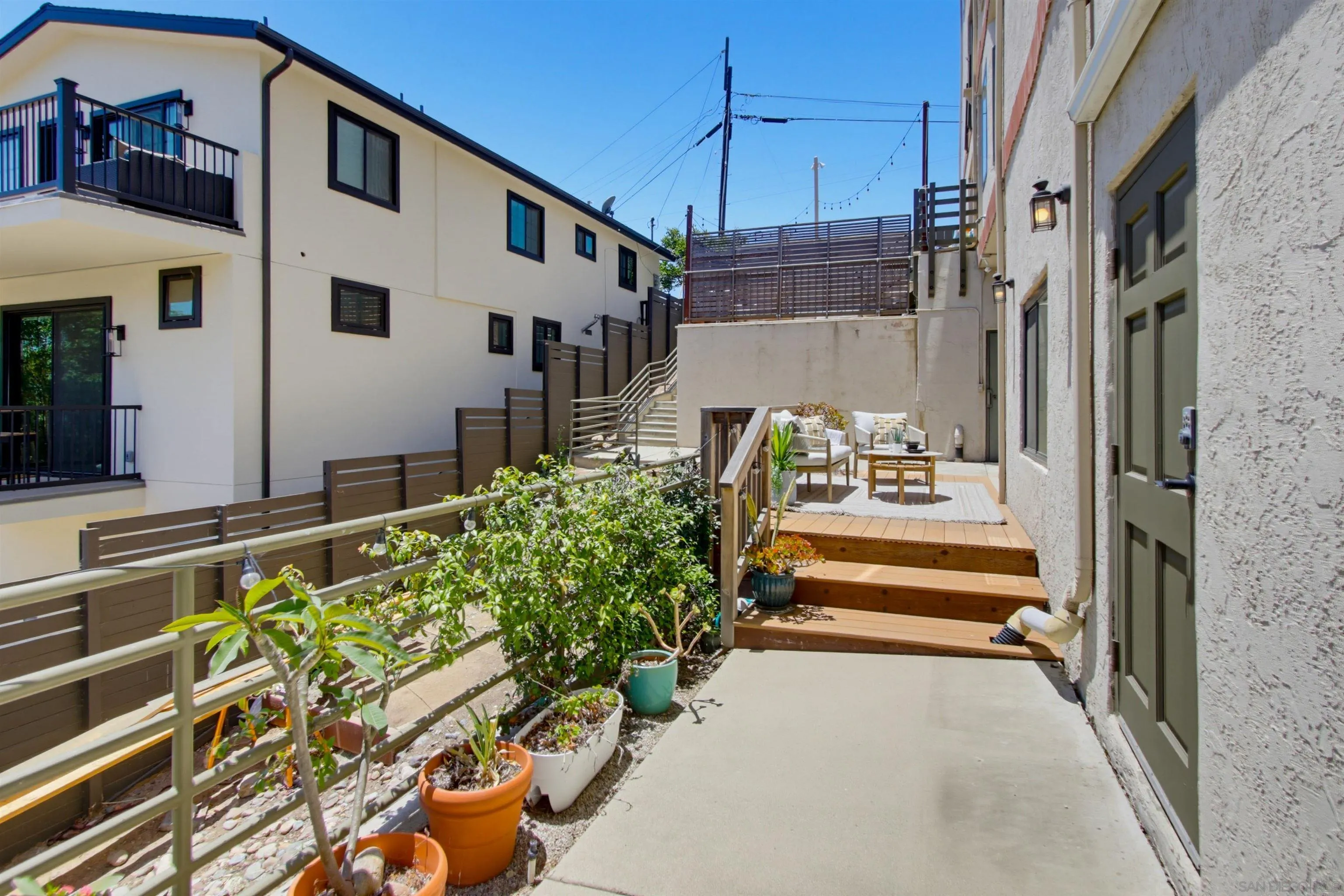 https://cdn.realtyfeed.com/cdn/127/260017394/9bb05dc6f0f33317e8da96093b716ec2.webp