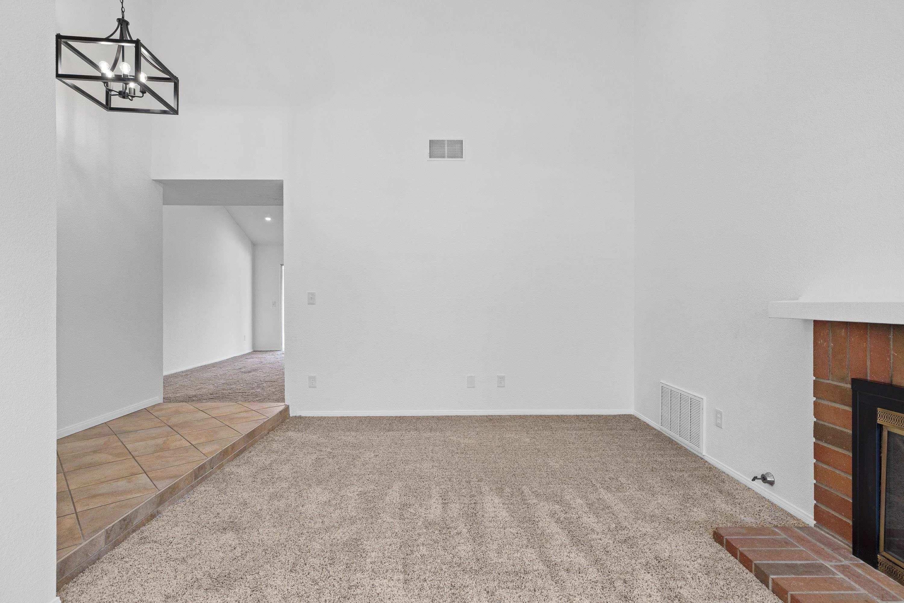 https://cdn.realtyfeed.com/cdn/127/260017397/2c6836eb940a929f4f1329e574a164fa.webp