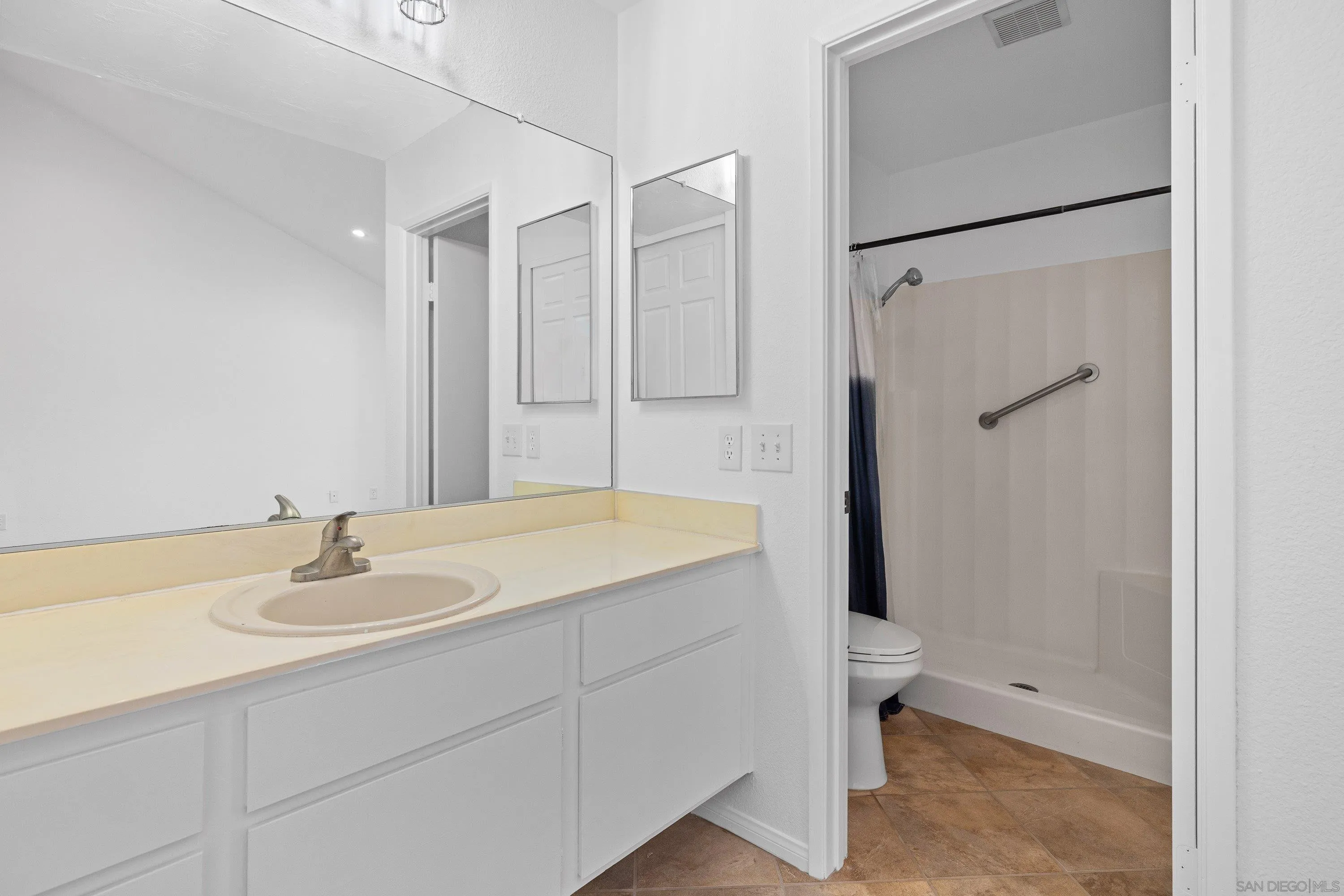 https://cdn.realtyfeed.com/cdn/127/260017397/76bd8fa511bcf5da4b829256549165b5.webp