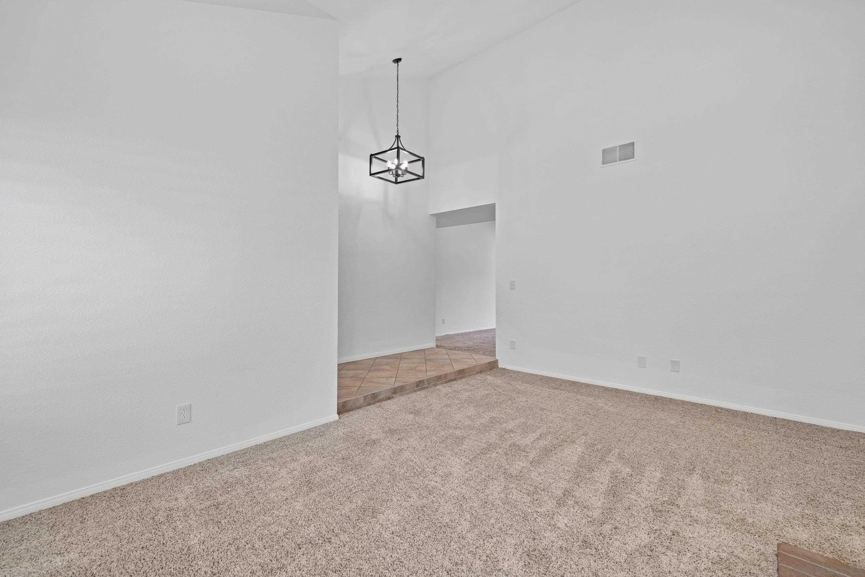 https://cdn.realtyfeed.com/cdn/127/260017397/e66ebbd5eb393a798ff637c52e59f7ba.webp