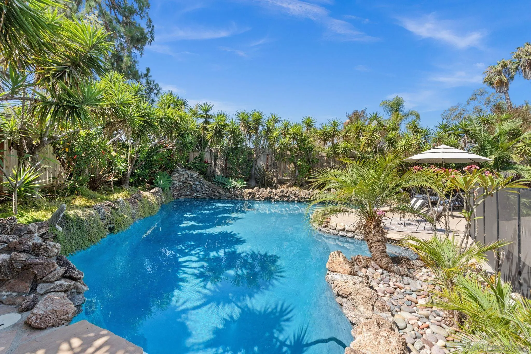https://cdn.realtyfeed.com/cdn/127/260017398/3d95d179741100164e4f052302e1fc5b.webp