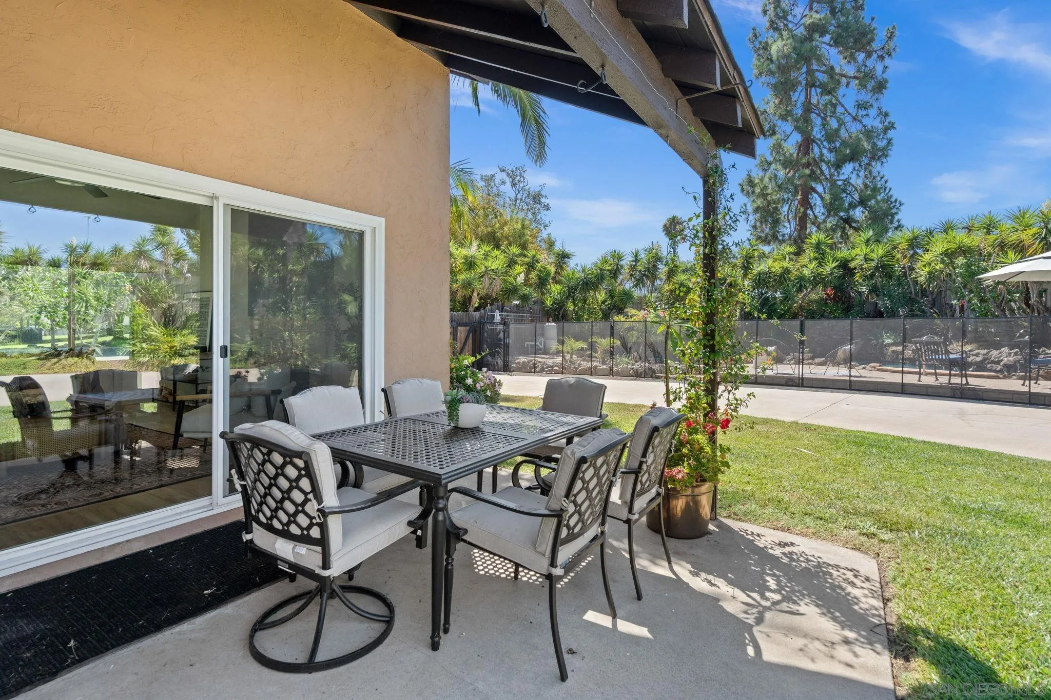 https://cdn.realtyfeed.com/cdn/127/260017398/76e72569ac14b57f132fa85d871e90c4.webp