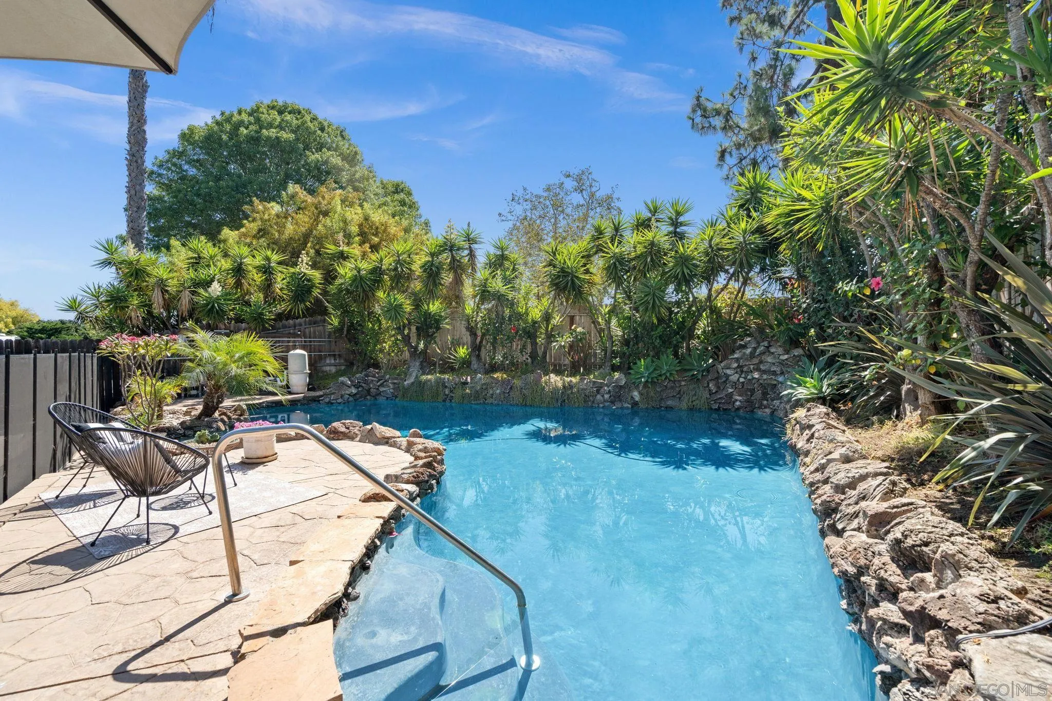 https://cdn.realtyfeed.com/cdn/127/260017398/d4bec474ac670f08ff2aeb622942ef55.webp
