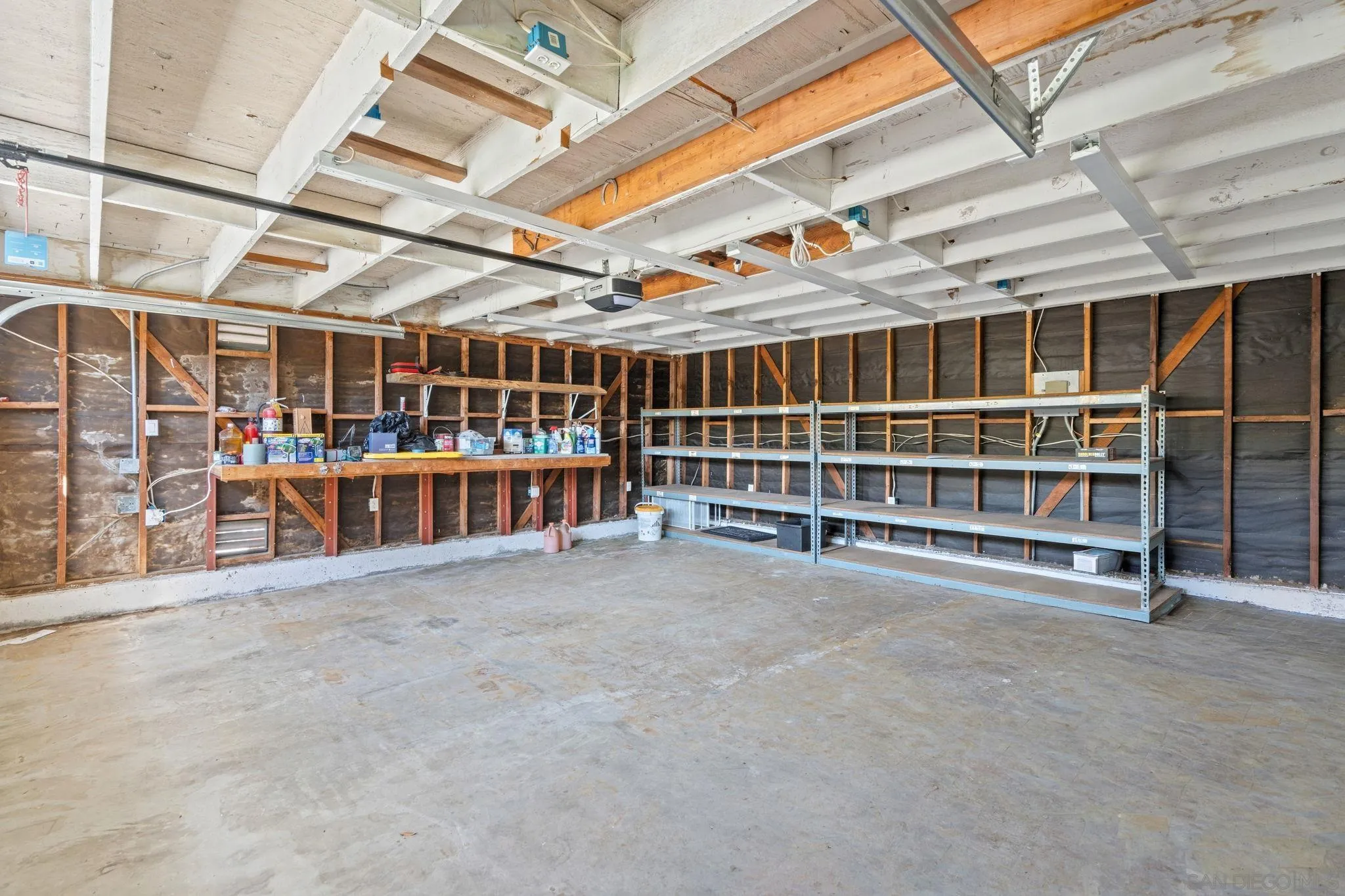 https://cdn.realtyfeed.com/cdn/127/260017398/deb2223d5a2f18c335bca7ebb9b2bb03.webp