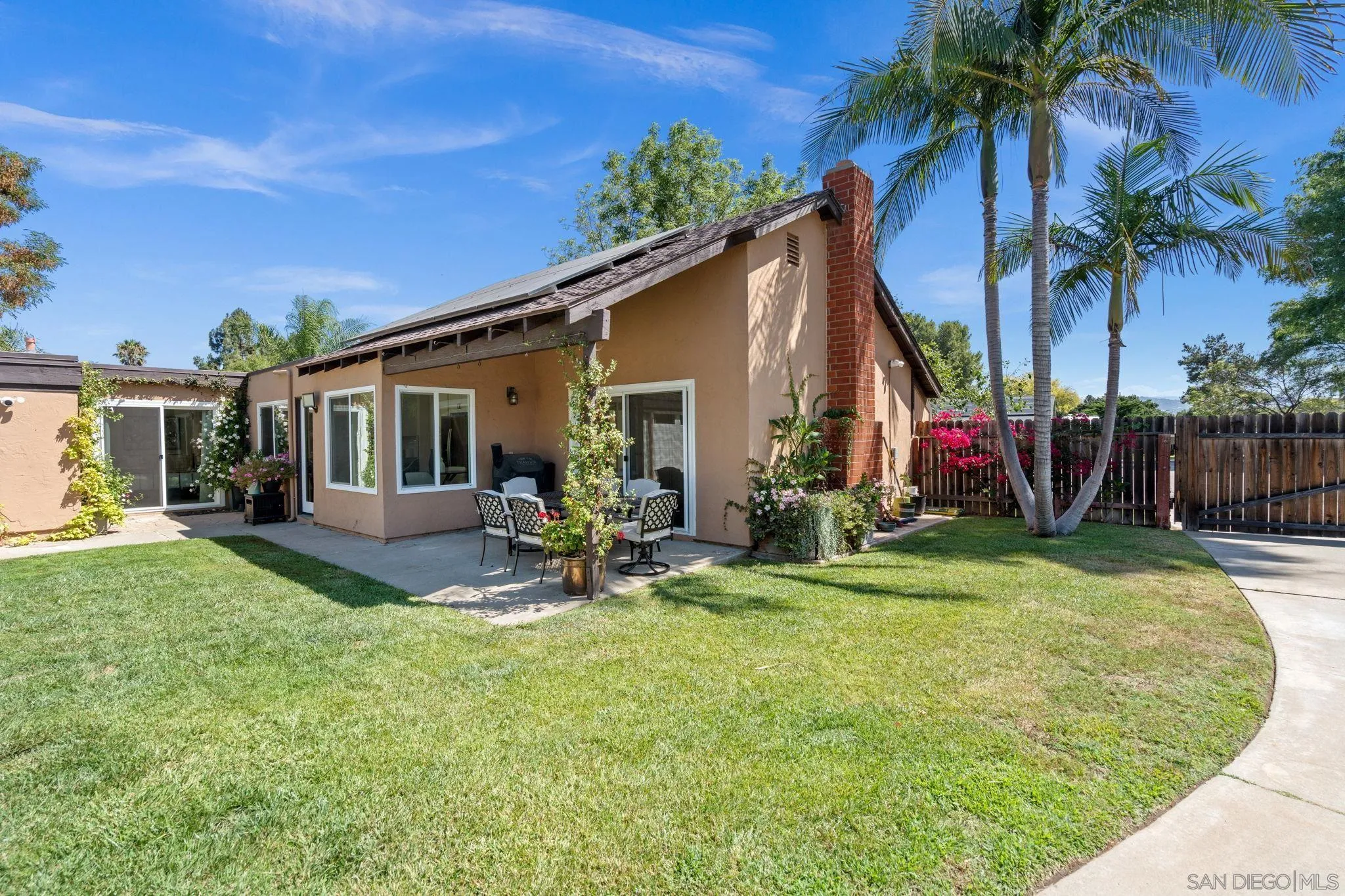 https://cdn.realtyfeed.com/cdn/127/260017398/eb89ce6260d1fadcf7c4547f7f0f998b.webp