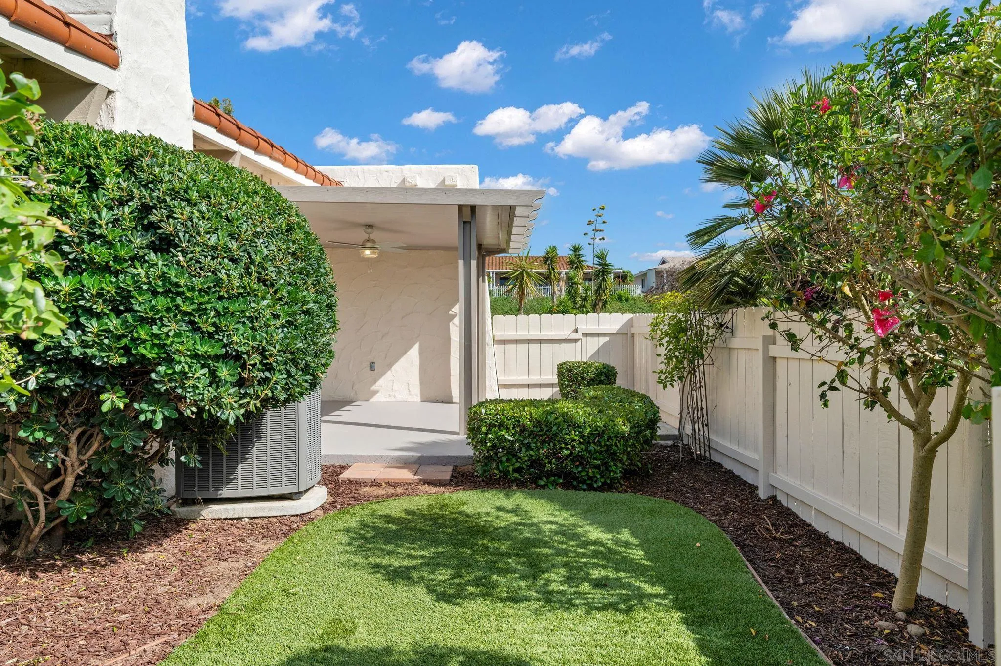 https://cdn.realtyfeed.com/cdn/127/260017399/1f750c57843a30931073555095e4f576.webp