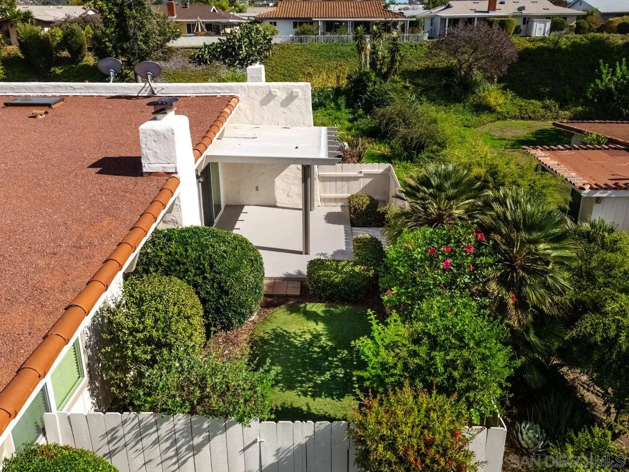 https://cdn.realtyfeed.com/cdn/127/260017399/be8cfbb95e64614c1a9eb833acc81f00.webp
