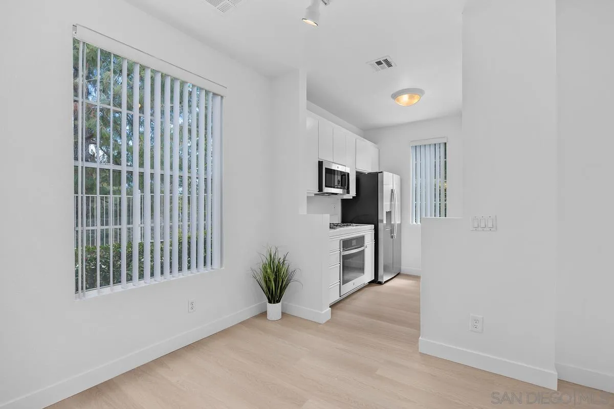 Photo #17: 260017401 Listing: Photo #17