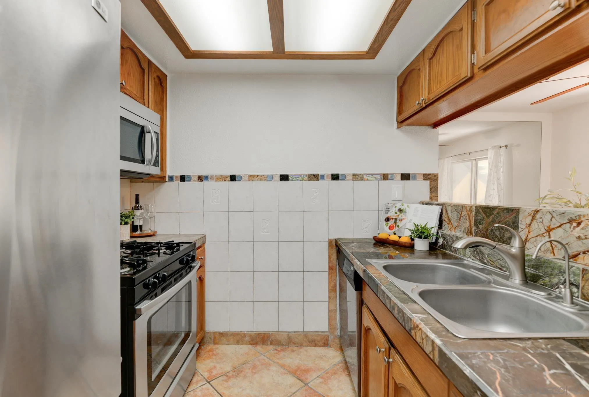 Photo #9: 260017404 Listing: Photo #9