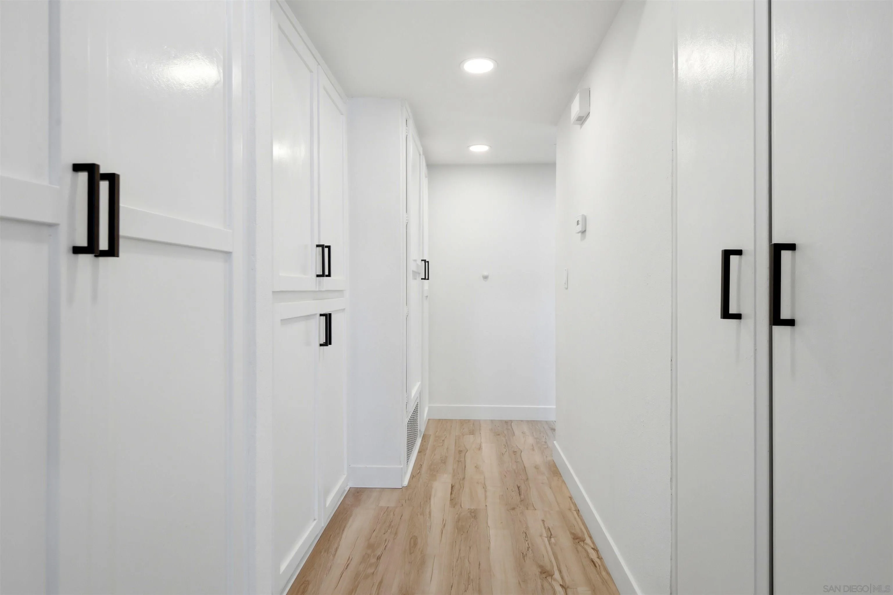 https://cdn.realtyfeed.com/cdn/127/260017408/d2b0e4948274faefbc63e708574cb475.webp