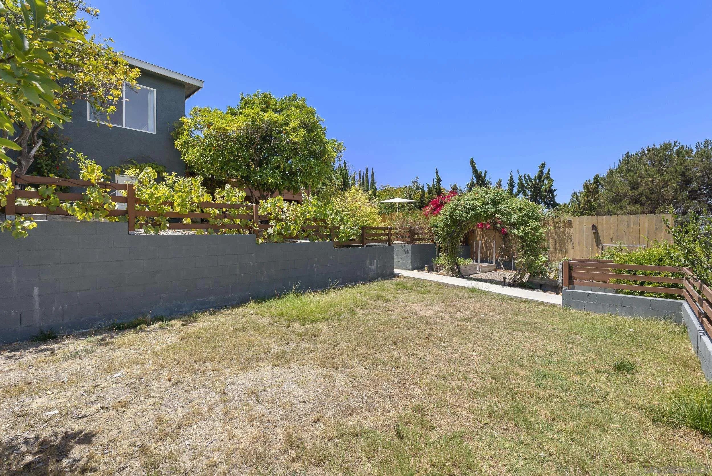 https://cdn.realtyfeed.com/cdn/127/260017413/0372f88d7644b13b658681ee8a5b32eb.webp