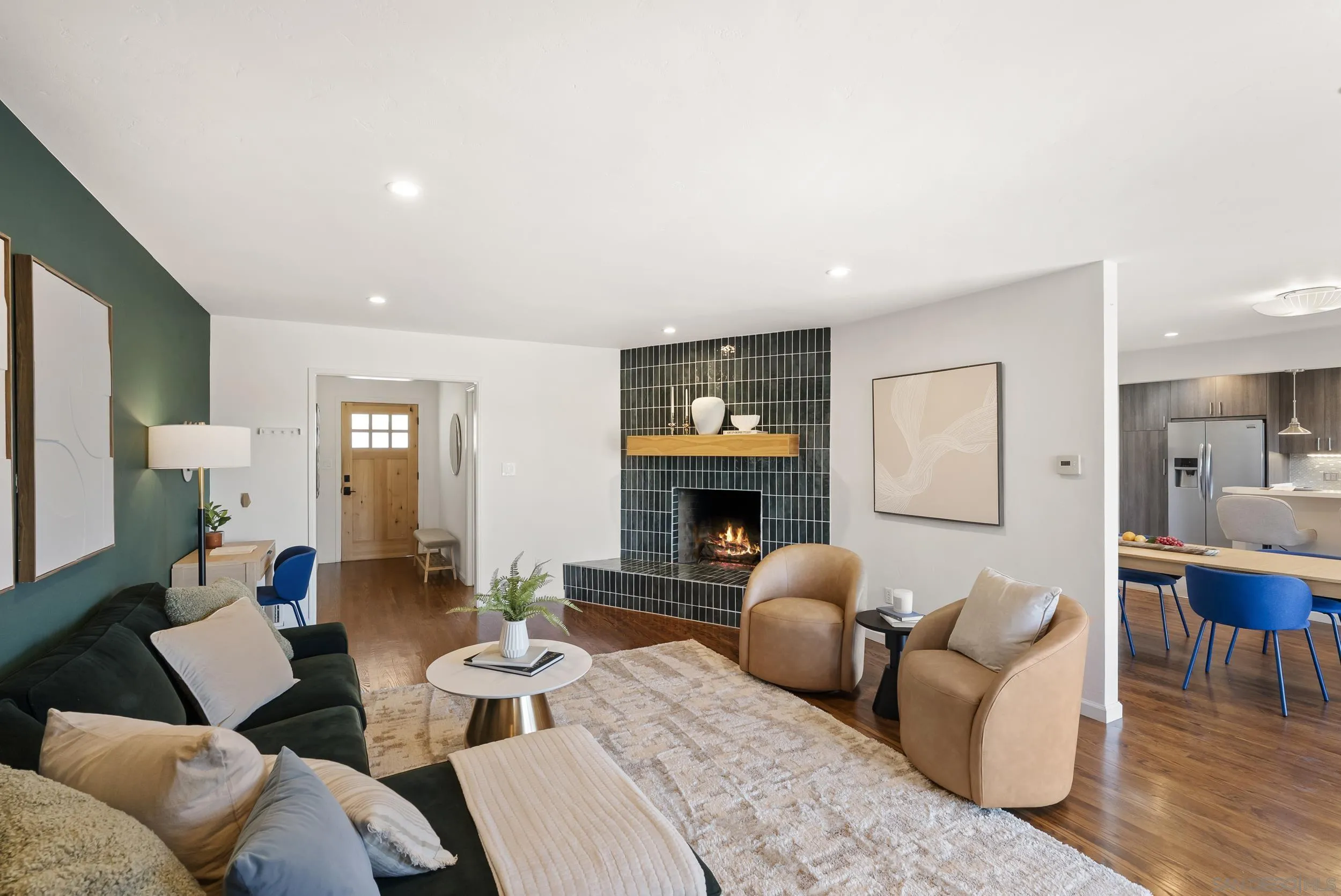 https://cdn.realtyfeed.com/cdn/127/260017413/0387c09cfa220bb8787c20813620d9cb.webp