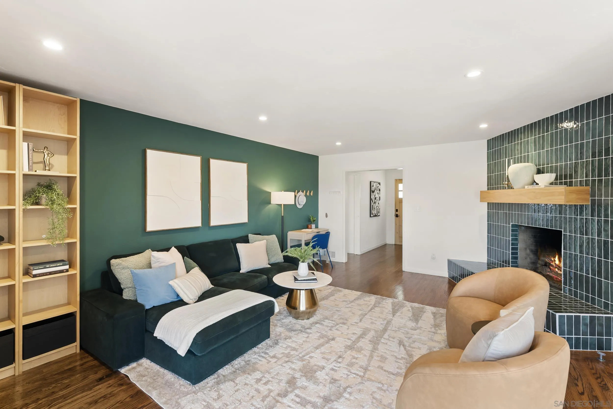https://cdn.realtyfeed.com/cdn/127/260017413/14a943ccc2a8df1df67f1d9148c30a60.webp