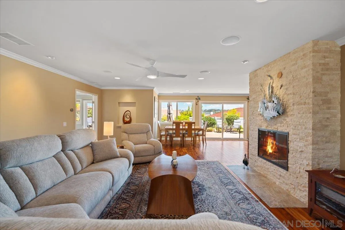 12578 Lomica Dr, San Diego, CA 92128 - Photo 4 of 39, San Diego, CA