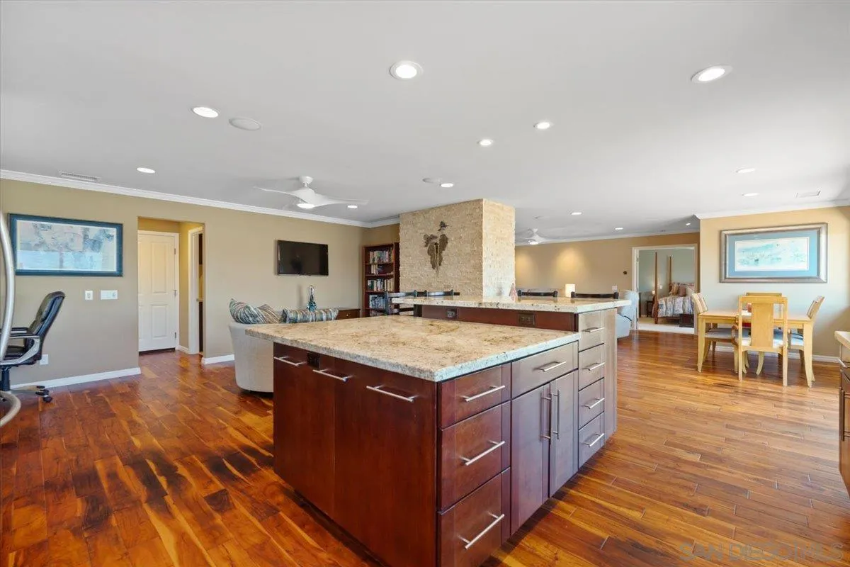 https://cdn.realtyfeed.com/cdn/127/260017416/f46a6e9b85451f0a53537488533d7457.webp