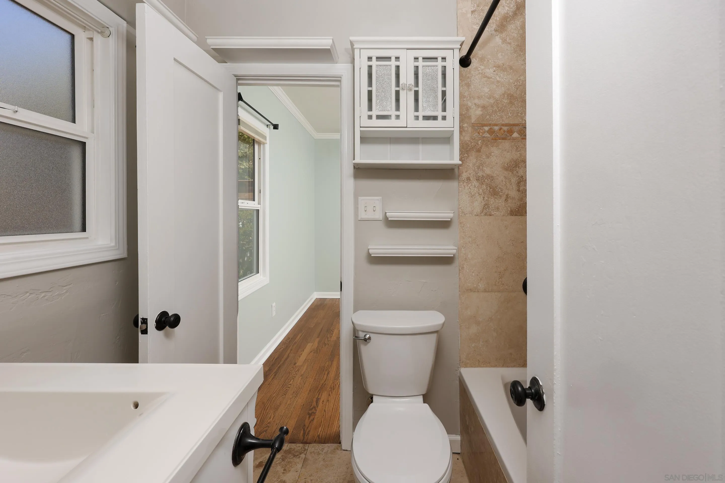 https://cdn.realtyfeed.com/cdn/127/260017418/7e3181328701b77de7867b530b788311.webp