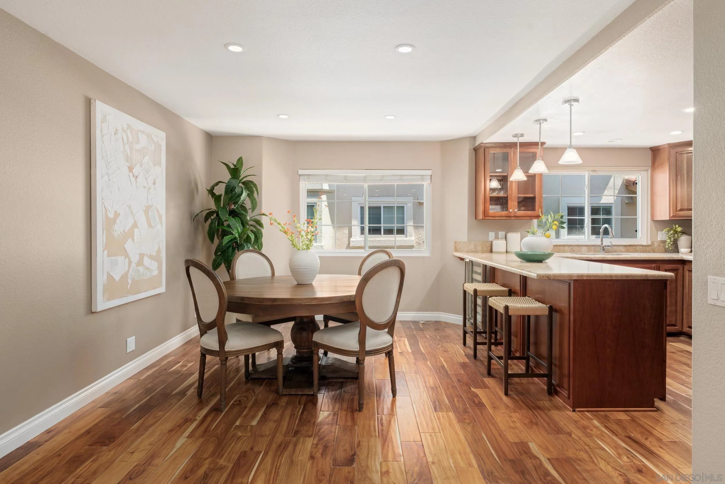 Photo #9: 260017432 Listing: Photo #9