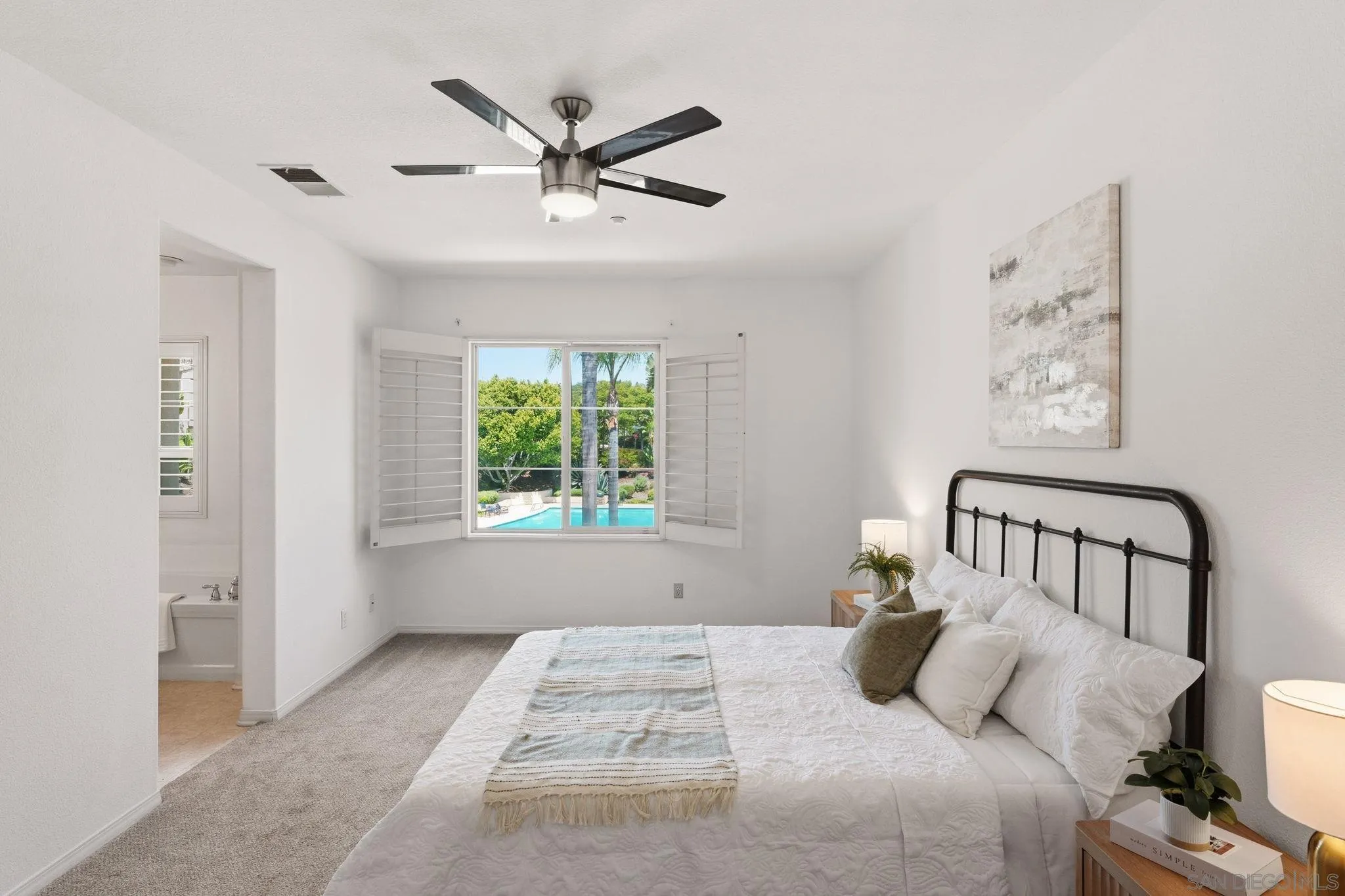 https://cdn.realtyfeed.com/cdn/127/260017440/ff283d13ba9b971e549081c26721748f.webp