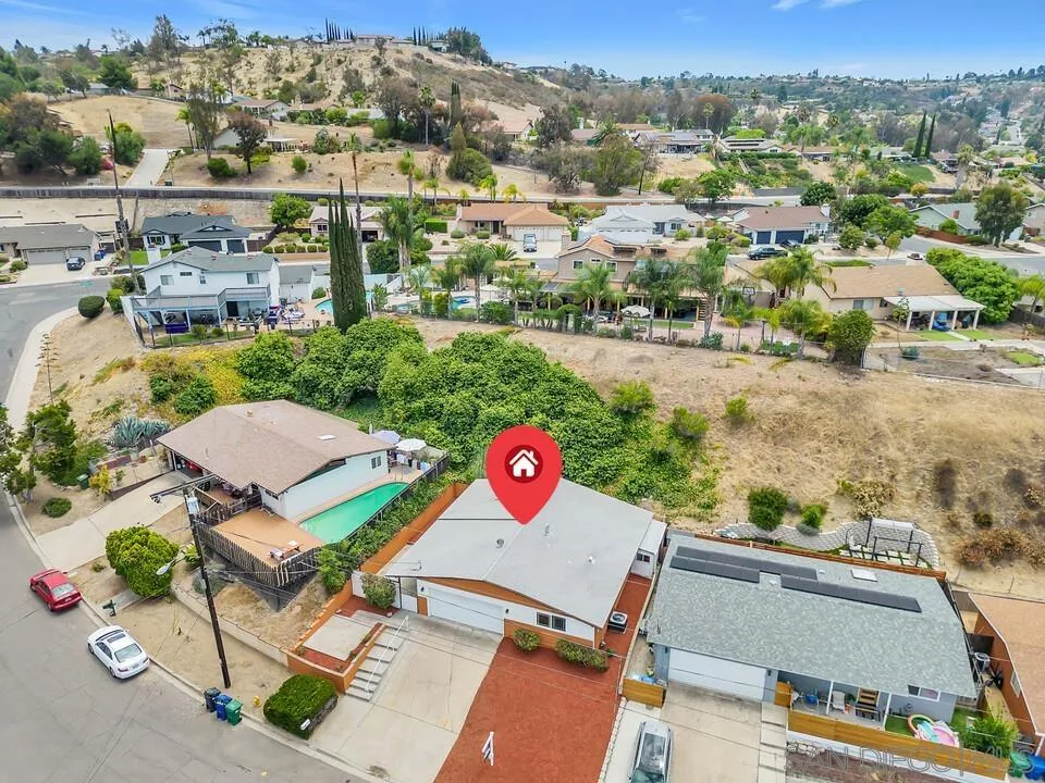 https://cdn.realtyfeed.com/cdn/127/260017441/311a12ff110cf7b4bd20a779604c2871.webp