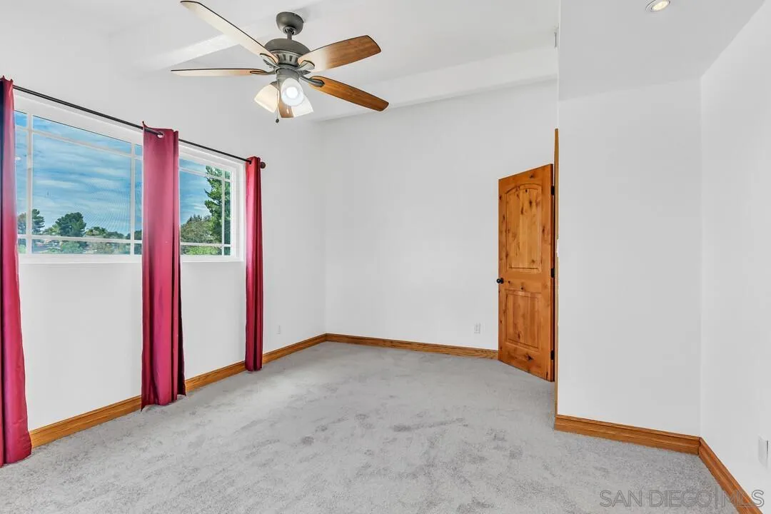 https://cdn.realtyfeed.com/cdn/127/260017441/5611b8d2912892bf628d1d925b646ac3.webp