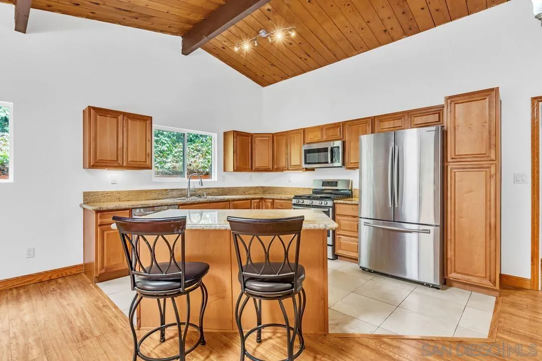 https://cdn.realtyfeed.com/cdn/127/260017441/b83acfd916f31f9036bca5f7e9e181ad.webp
