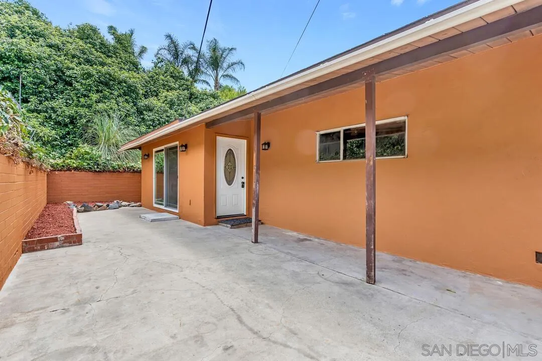 https://cdn.realtyfeed.com/cdn/127/260017441/e1c13a081e7cc89c2a11a67b77a131dd.webp