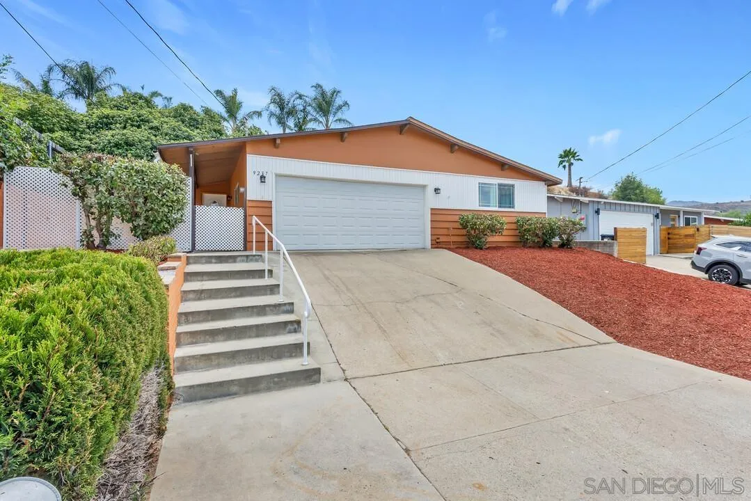 https://cdn.realtyfeed.com/cdn/127/260017441/f276b8309636d59709222fbc7c991003.webp