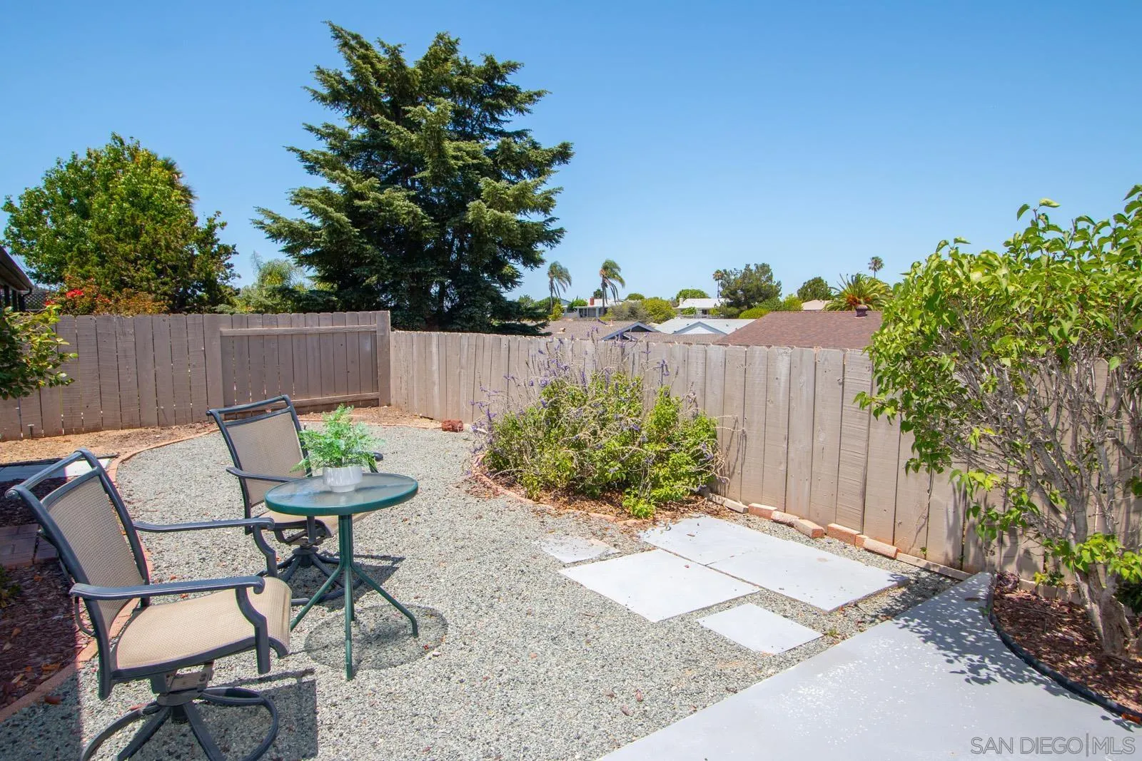 https://cdn.realtyfeed.com/cdn/127/260017442/0919d42cf71f6c27569e778392905b82.webp