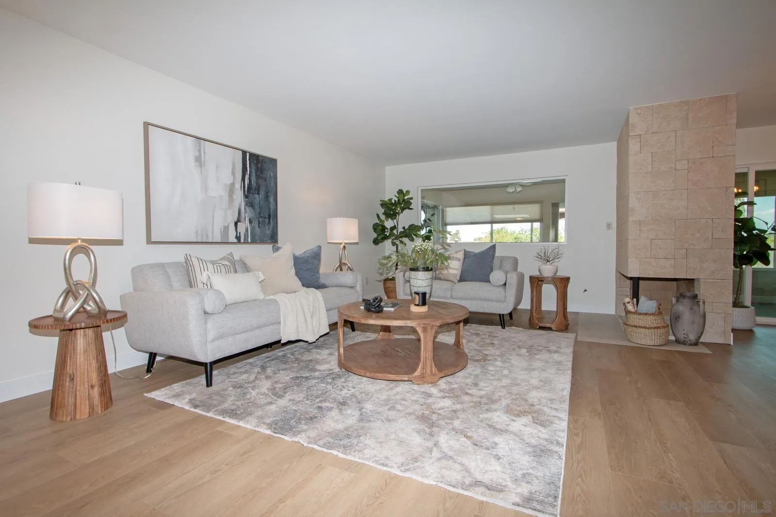 https://cdn.realtyfeed.com/cdn/127/260017442/b70156ac028e97293e52811cde4337be.webp