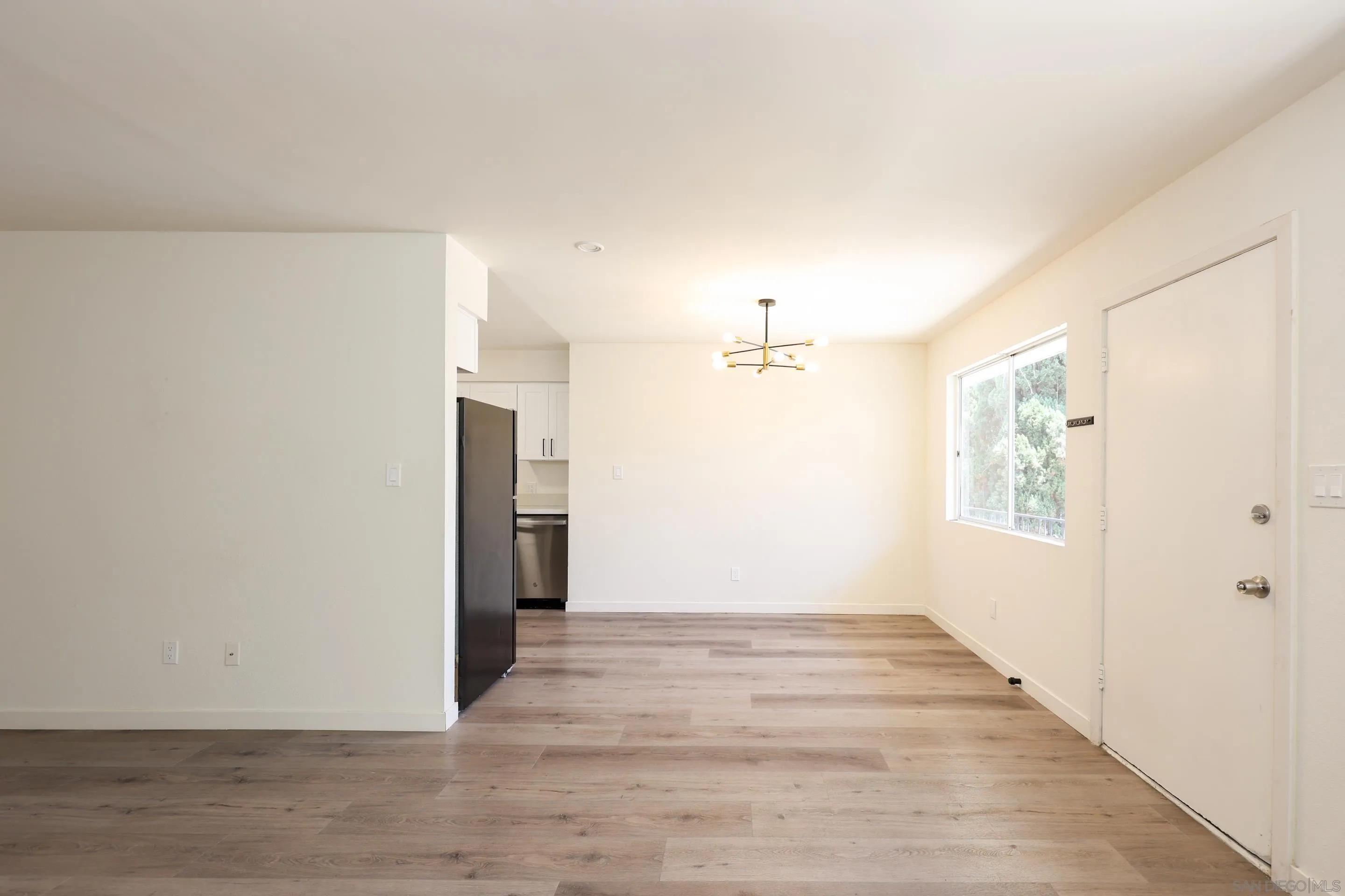 Photo #9: 260017451 Listing: Photo #9
