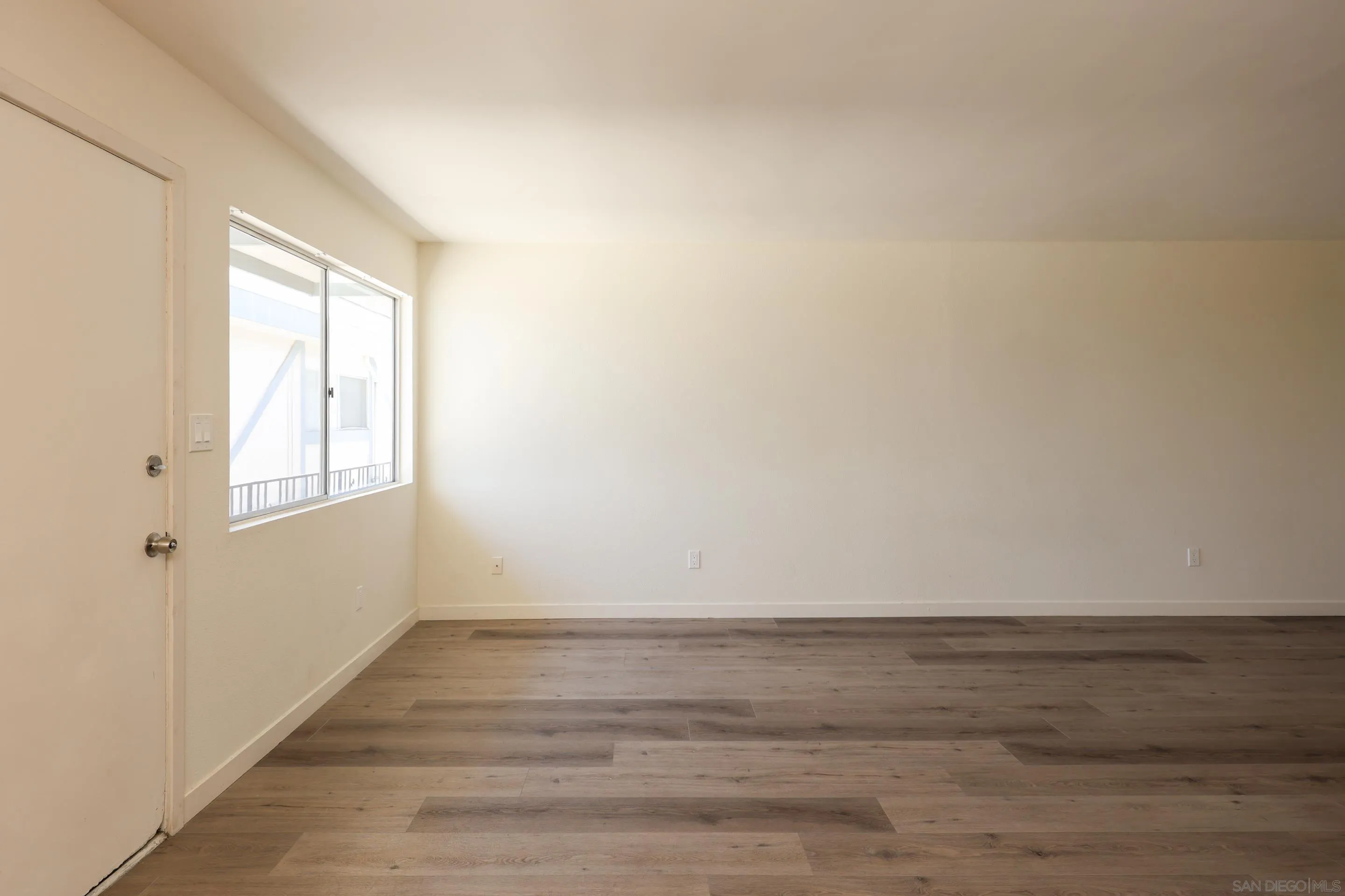 Photo #7: 260017451 Listing: Photo #7