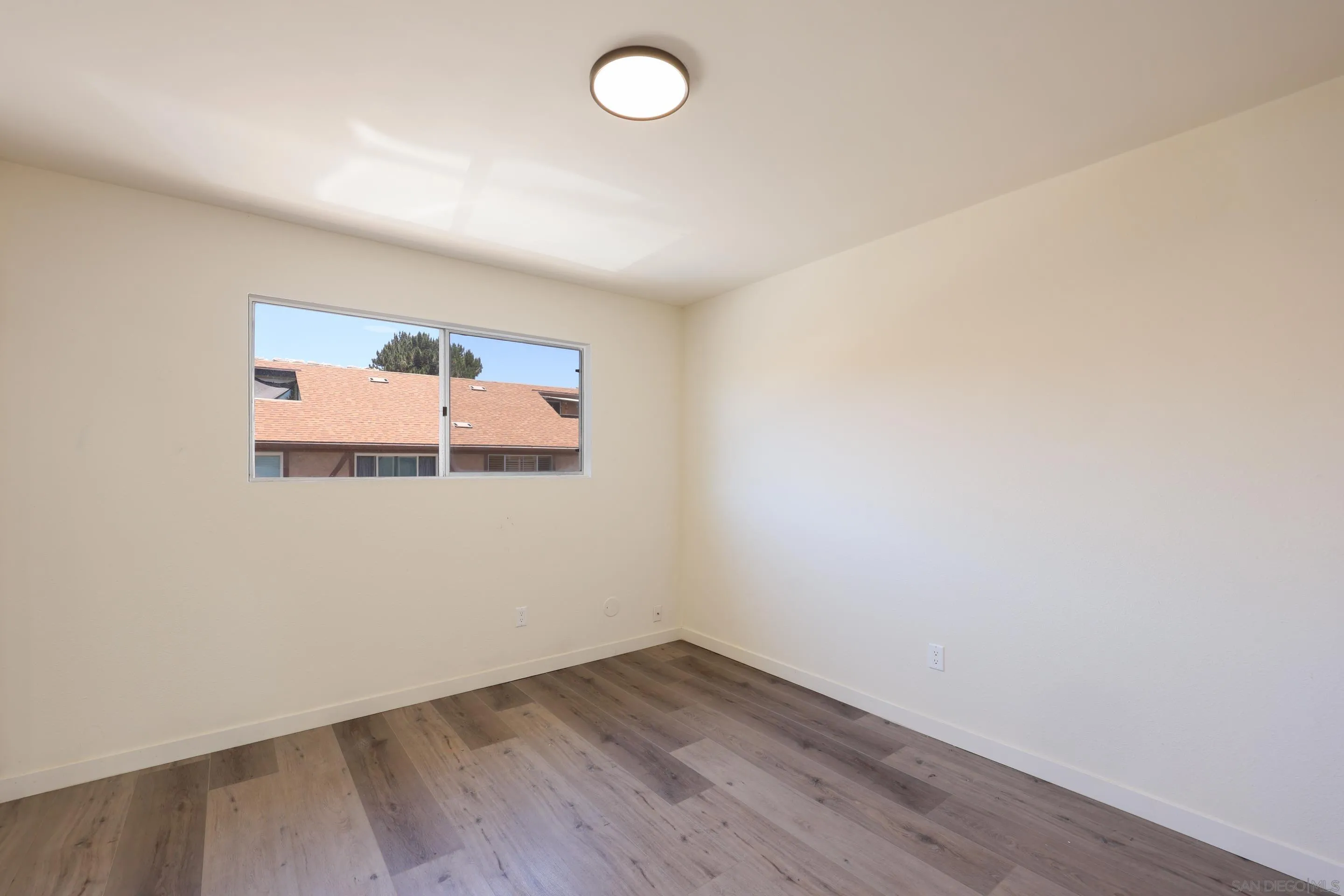 Photo #17: 260017451 Listing: Photo #17