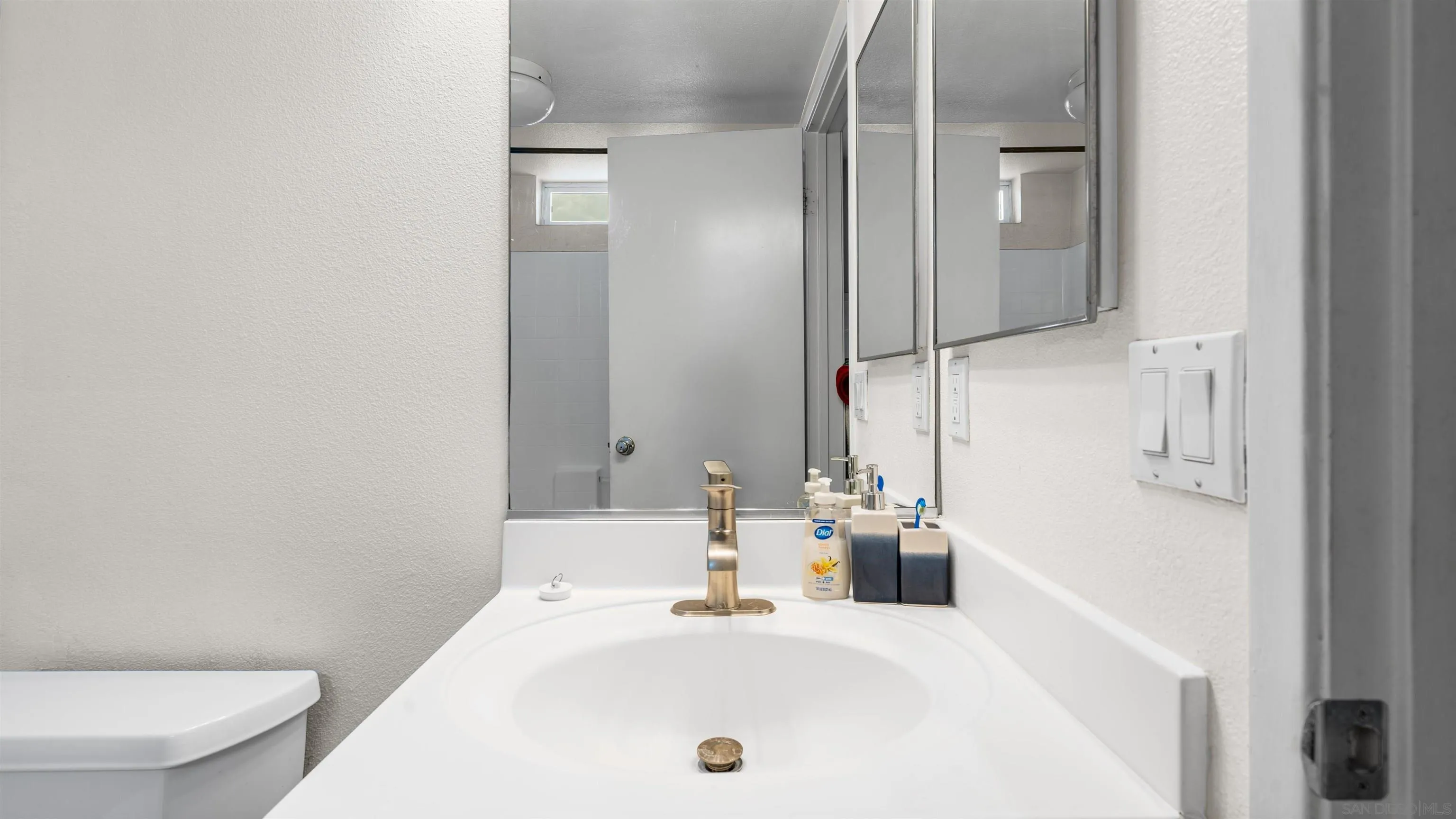 Photo #38: 260017454 Listing: Photo #38