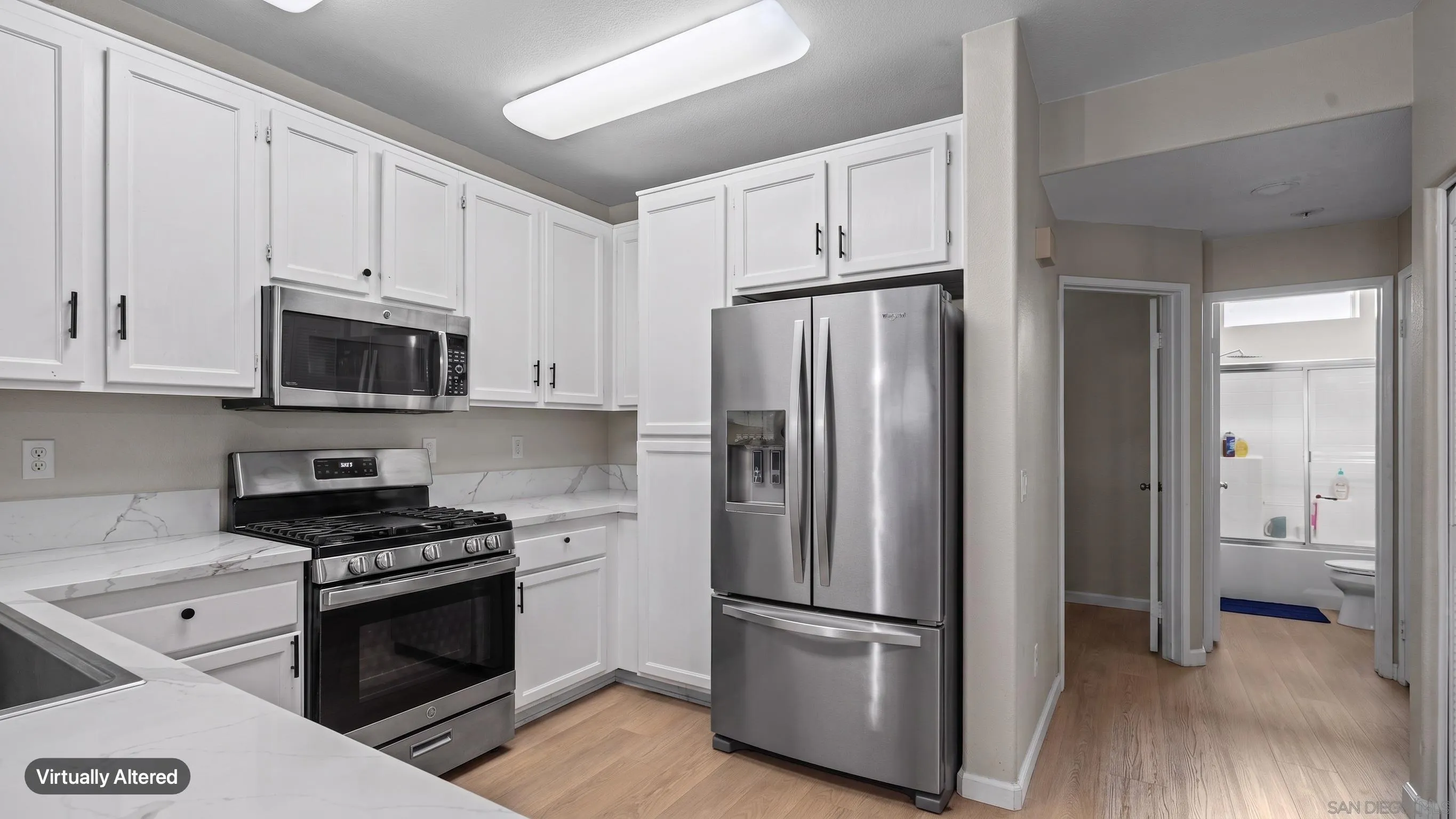 Photo #12: 260017454 Listing: Photo #12