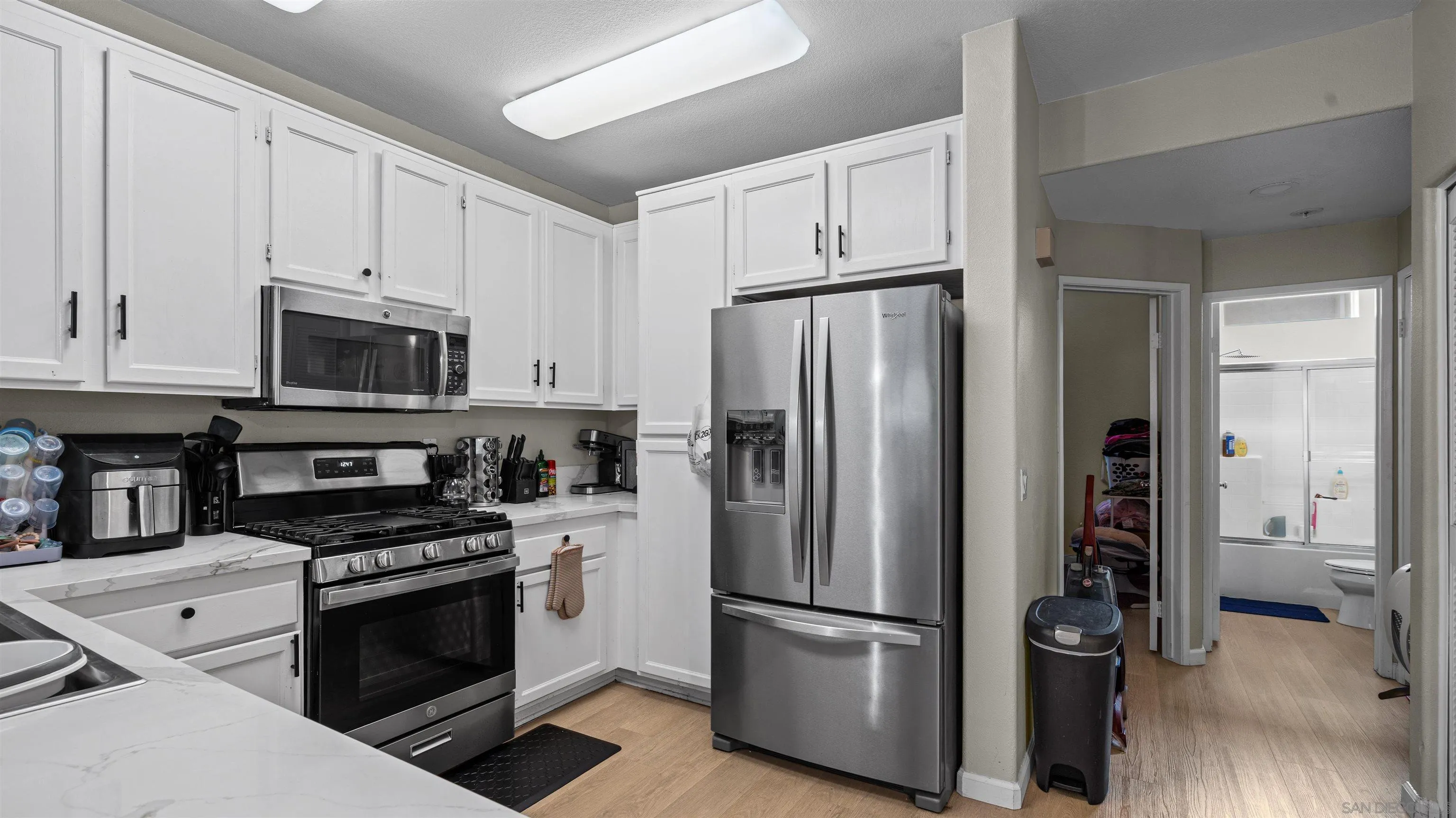 Photo #27: 260017454 Listing: Photo #27