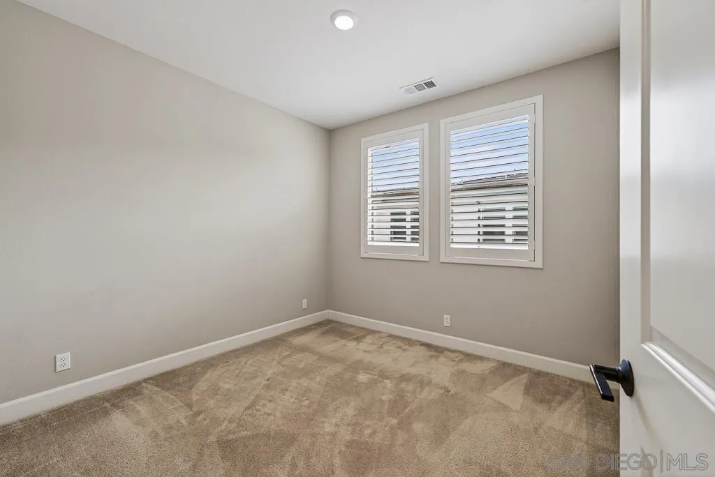 Photo #34: 260017457 Listing: Photo #34