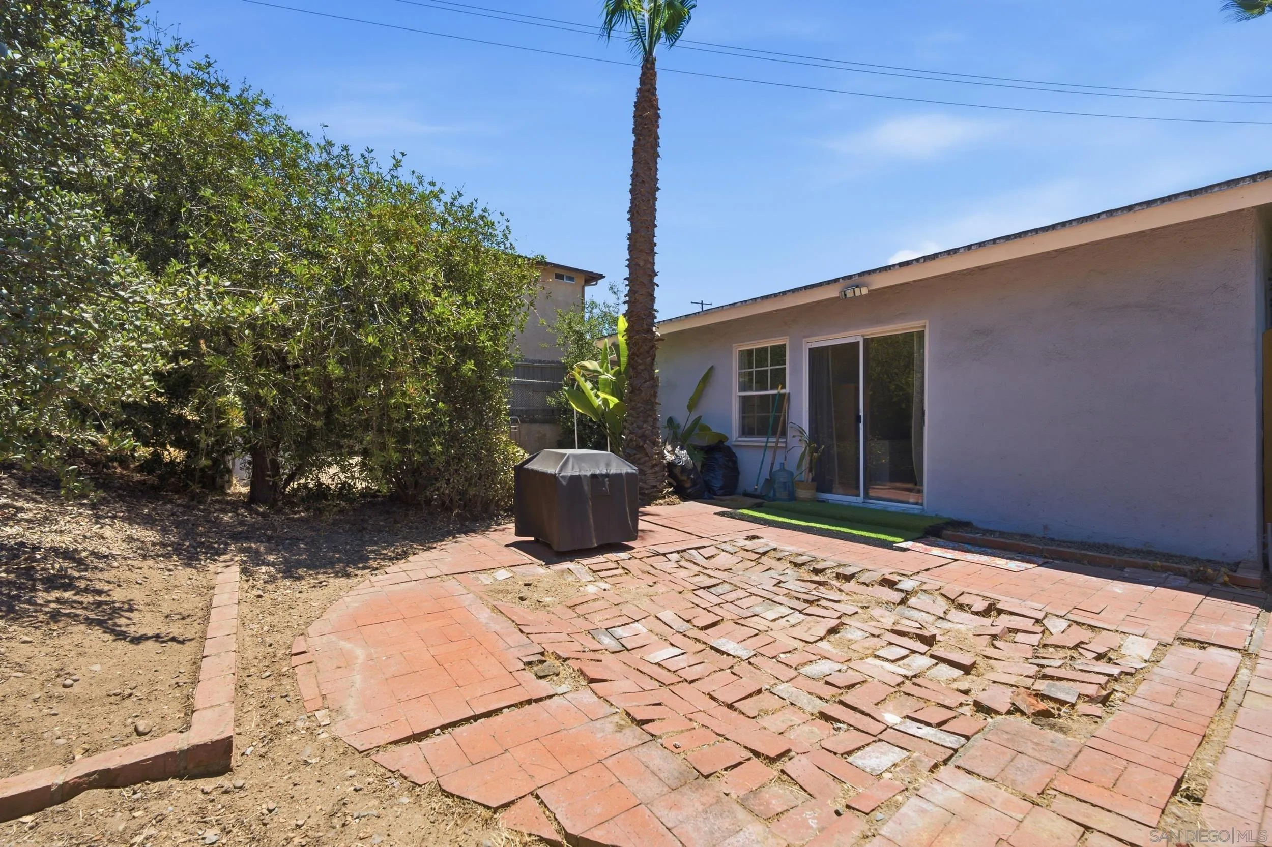 https://cdn.realtyfeed.com/cdn/127/260017462/97d8772c33a565e8097086919062c552.webp